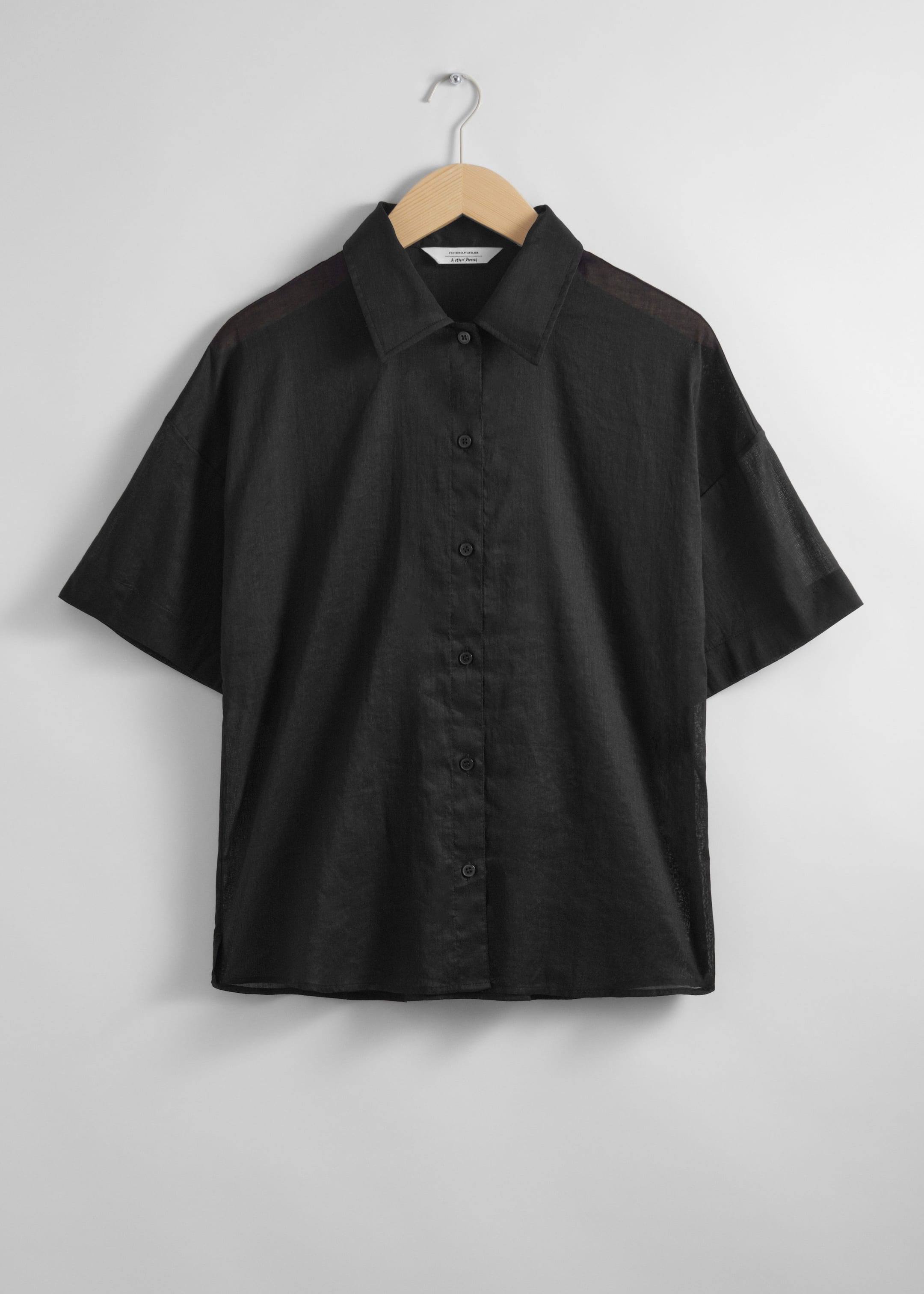 Short-Sleeve Shirt - Black - Still Life