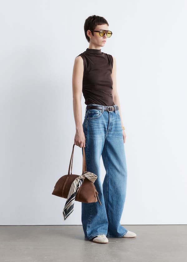 Wide-Leg Jeans