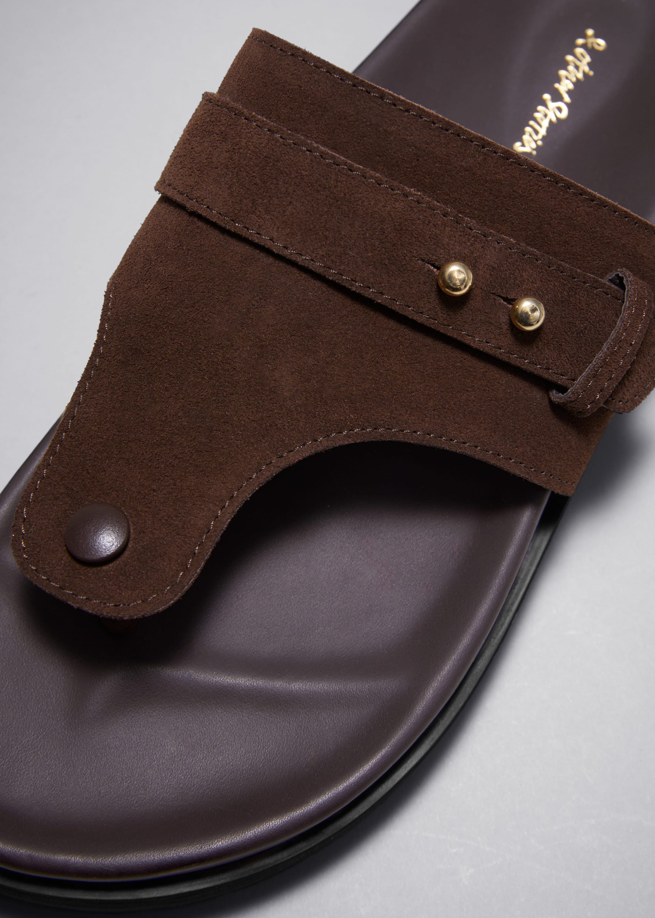 Chunky Leather Flip Flops - Brown - Still Life