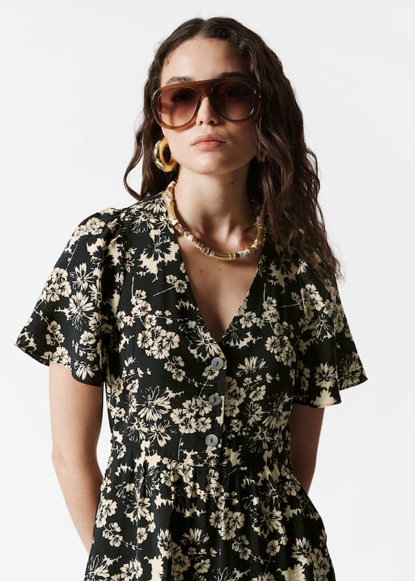 Flutter-Sleeve Midi Dress