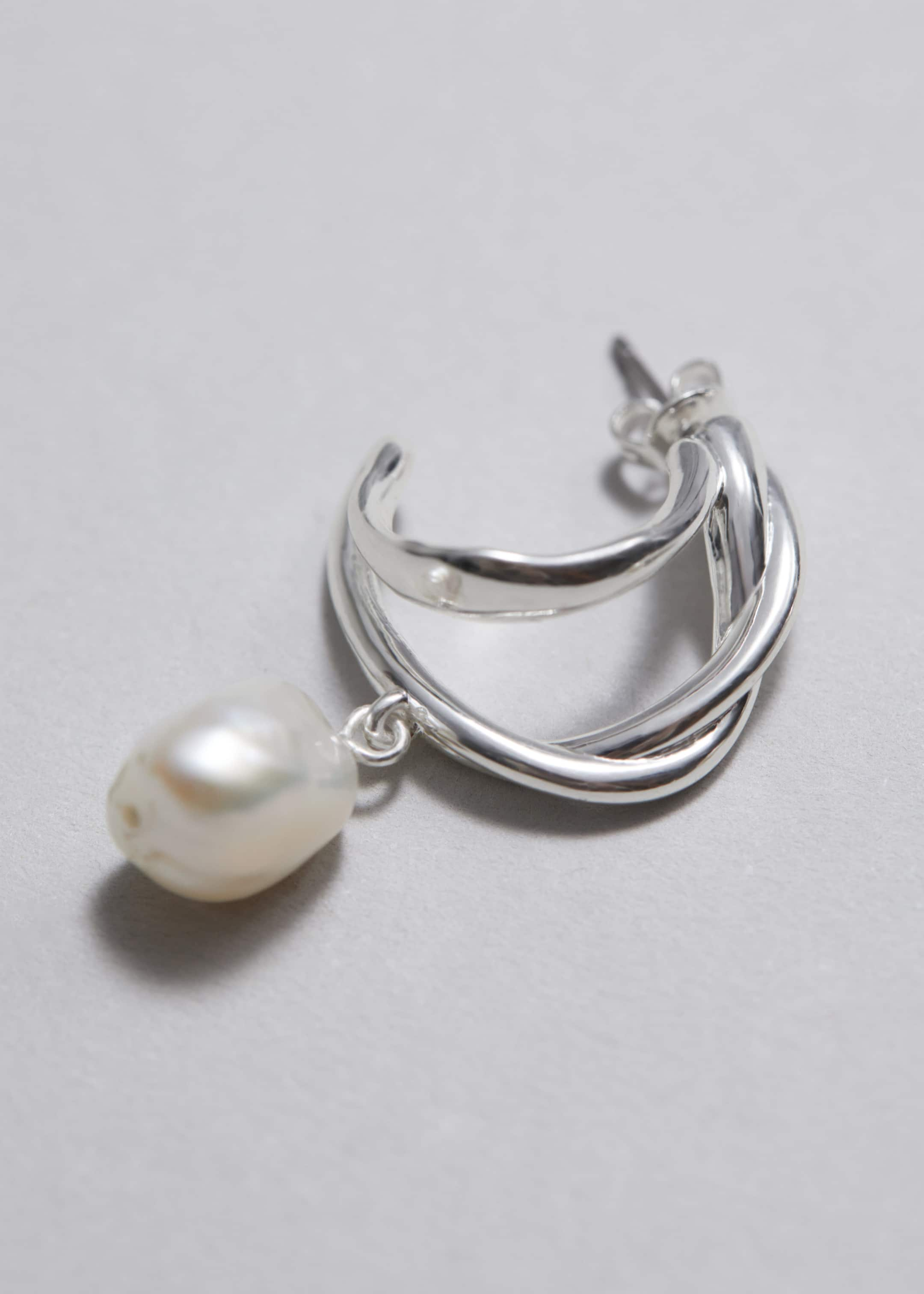 Intertwined Freshwater Pearl Hoops