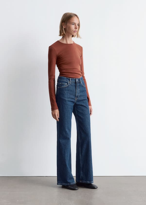 Wide-Leg Jeans
