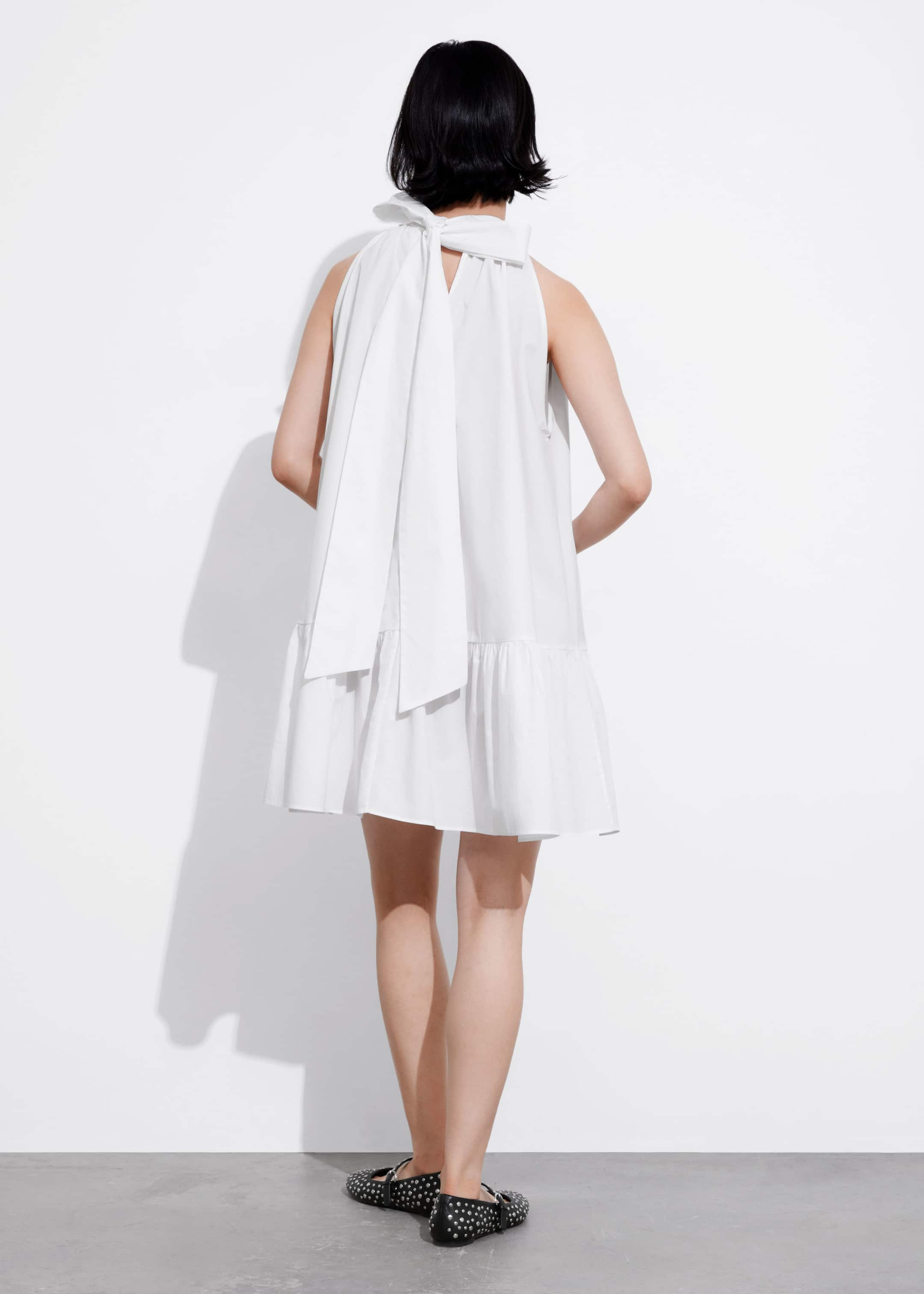 Robe courte à nœud - Blanc - Lookbook