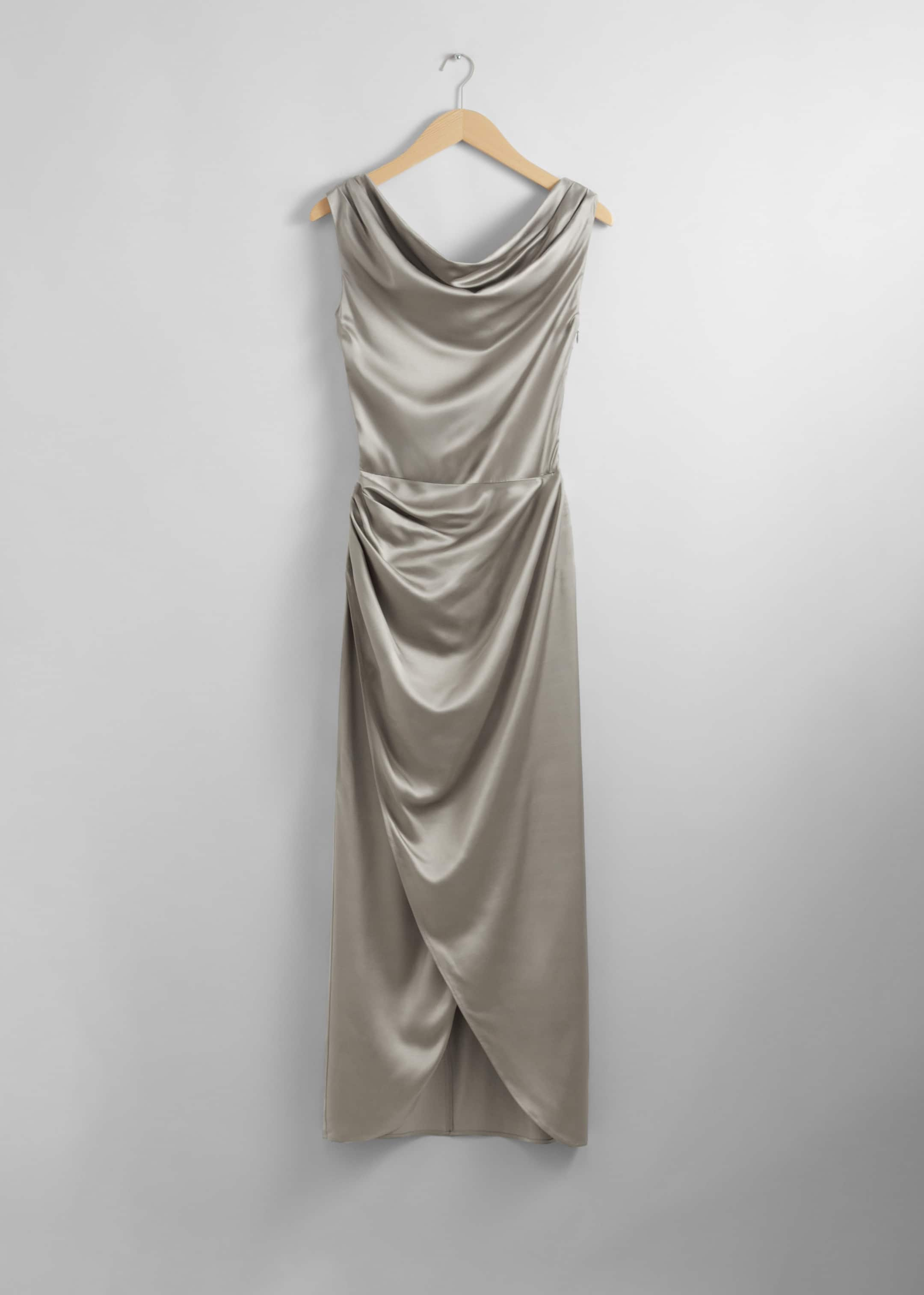 Robe midi drapée en satin - Gris - Still Life