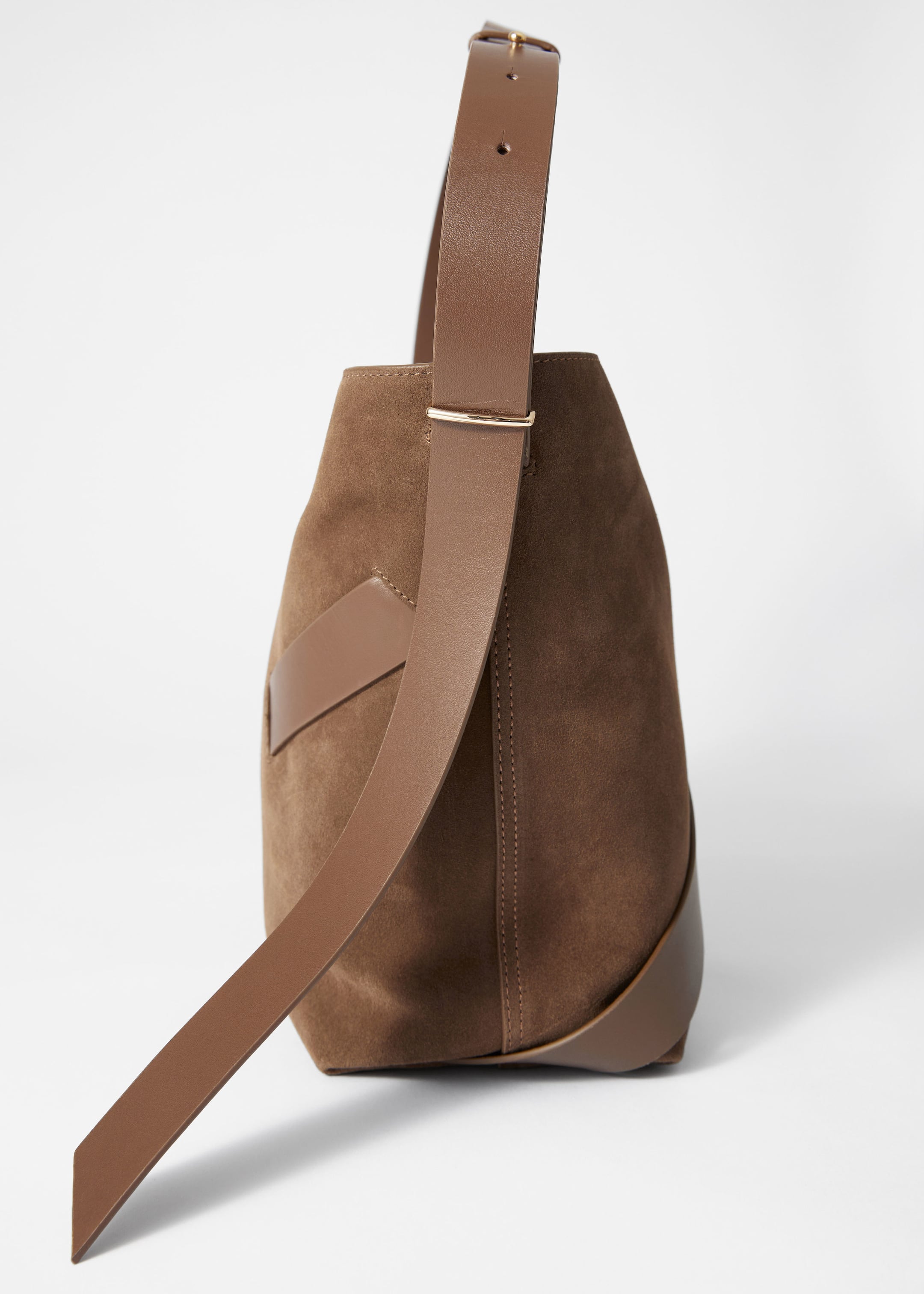 Suede Bucket Bag - {{variantName}} - Beschreibendes Detail