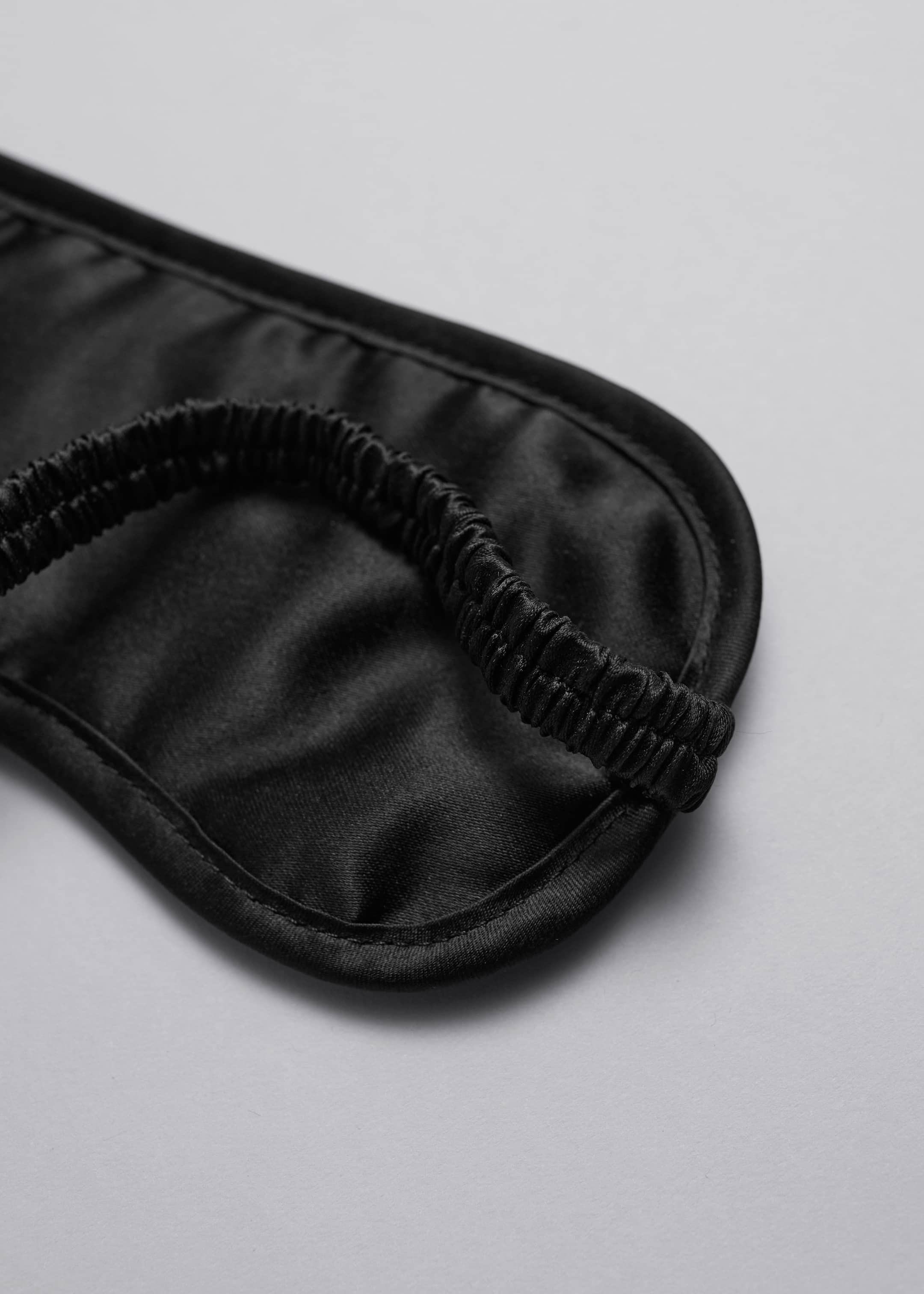 Embroidered Satin Eye Mask - {{variantName}} - Descriptive Detail