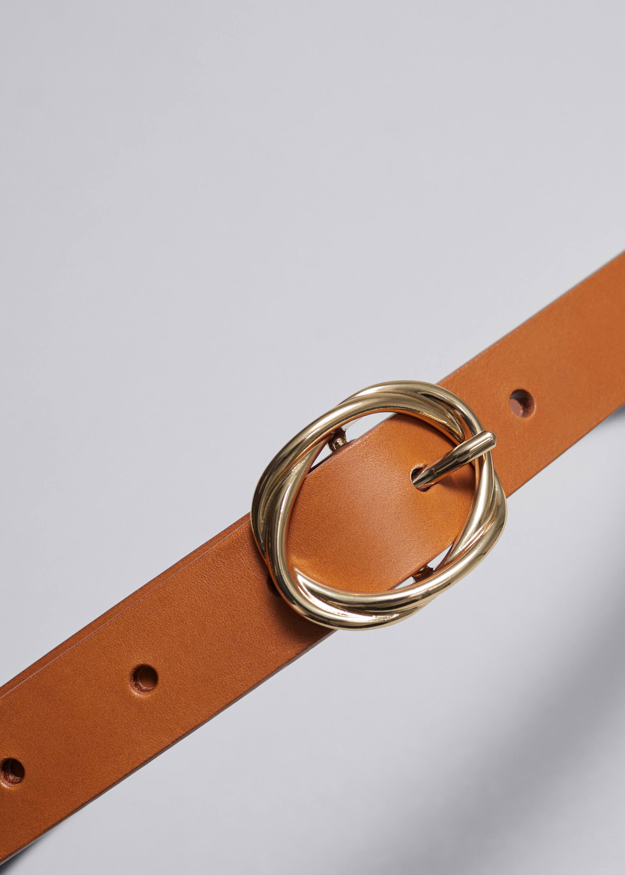 Knot-Buckle Leather Belt - {{variantName}} - Descriptive Detail