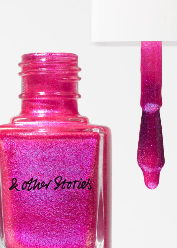 Nail Colour
