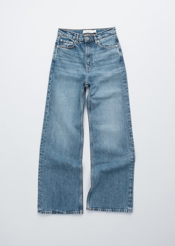 Wide-Leg Jeans