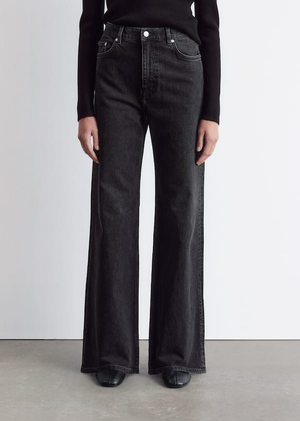 Wide-Leg Jeans
