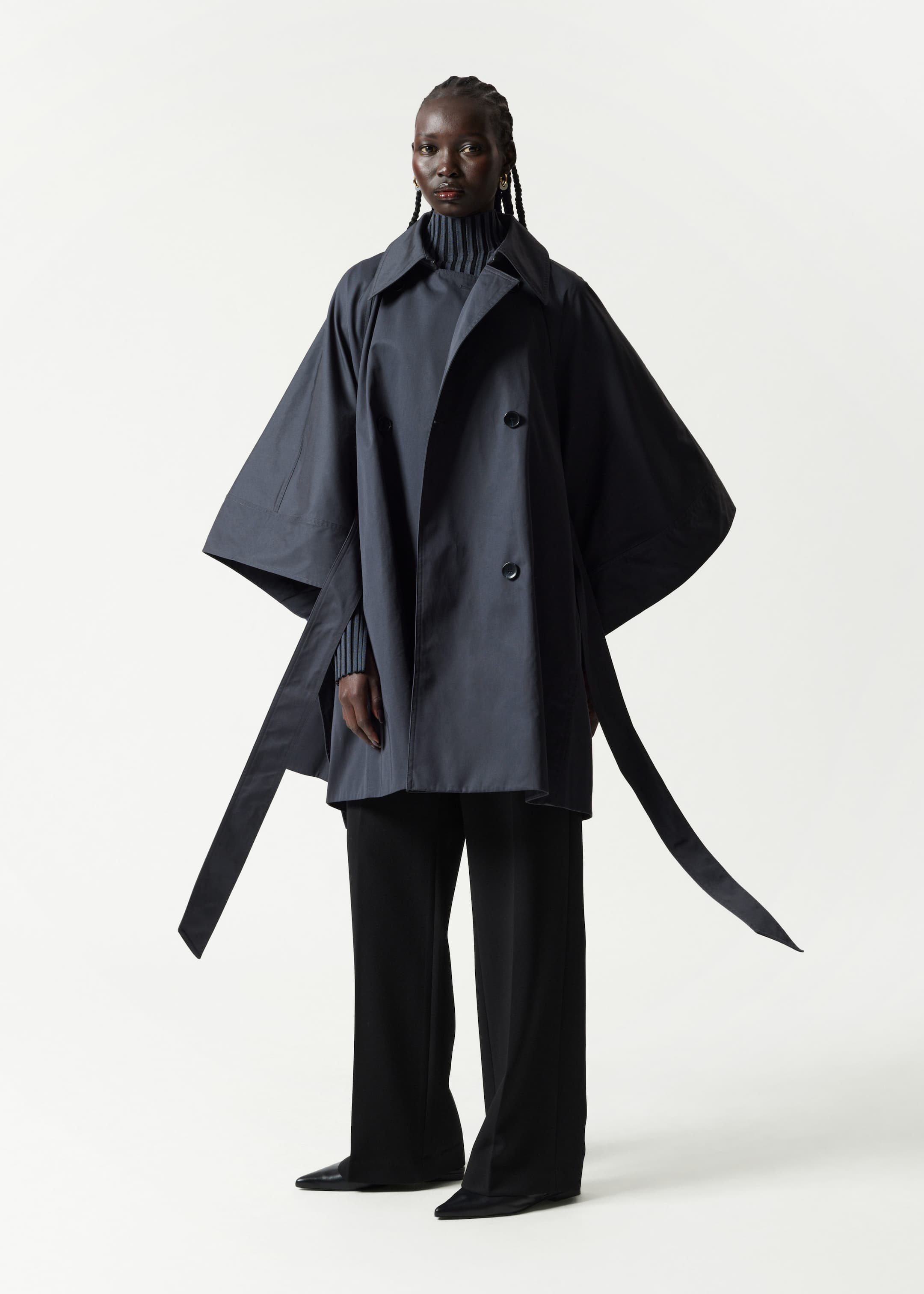 Cape trench-coat oversize - Bleu marine - Lookbook