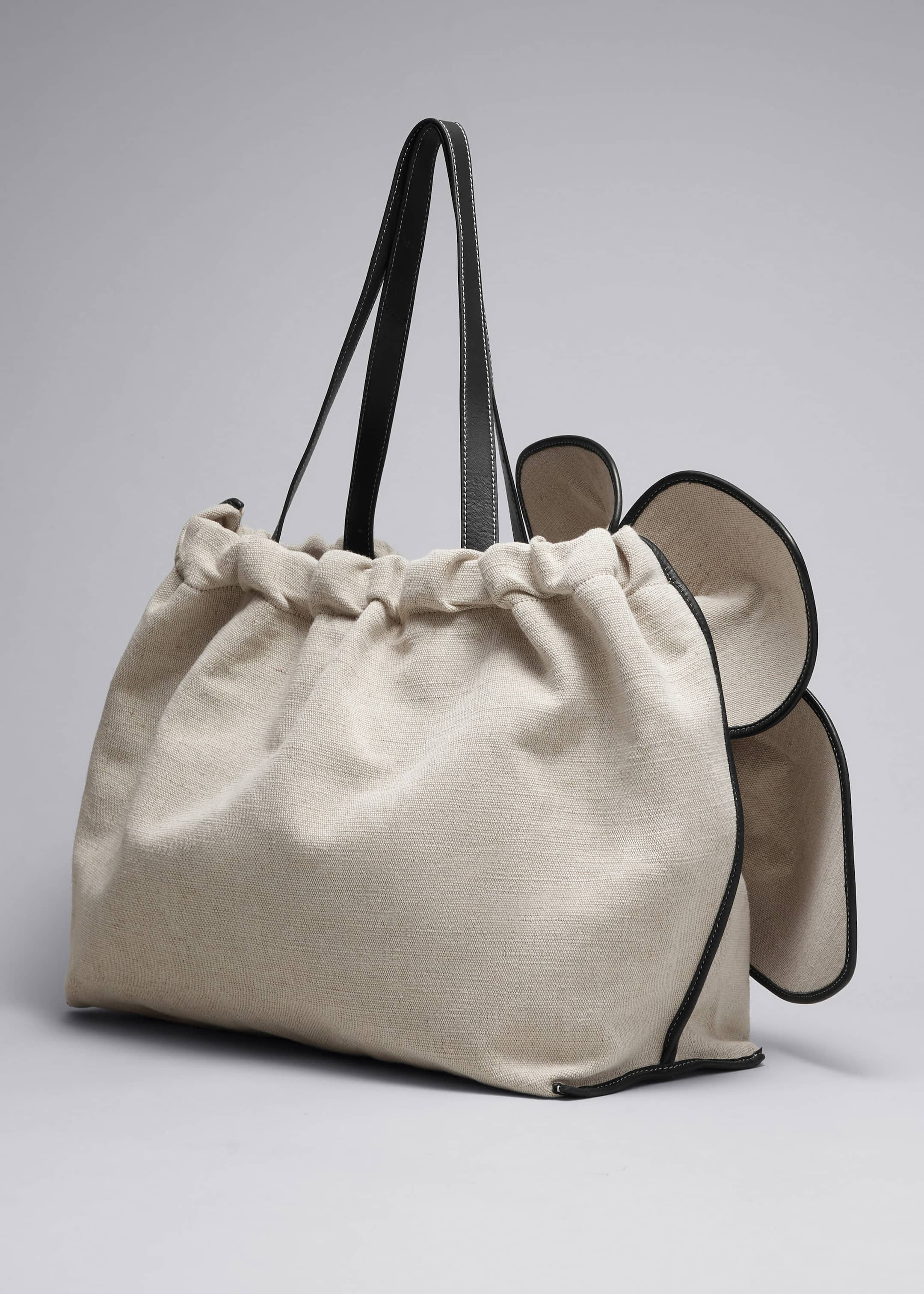 Large Blossom Canvas Bag - Beige - Still Life