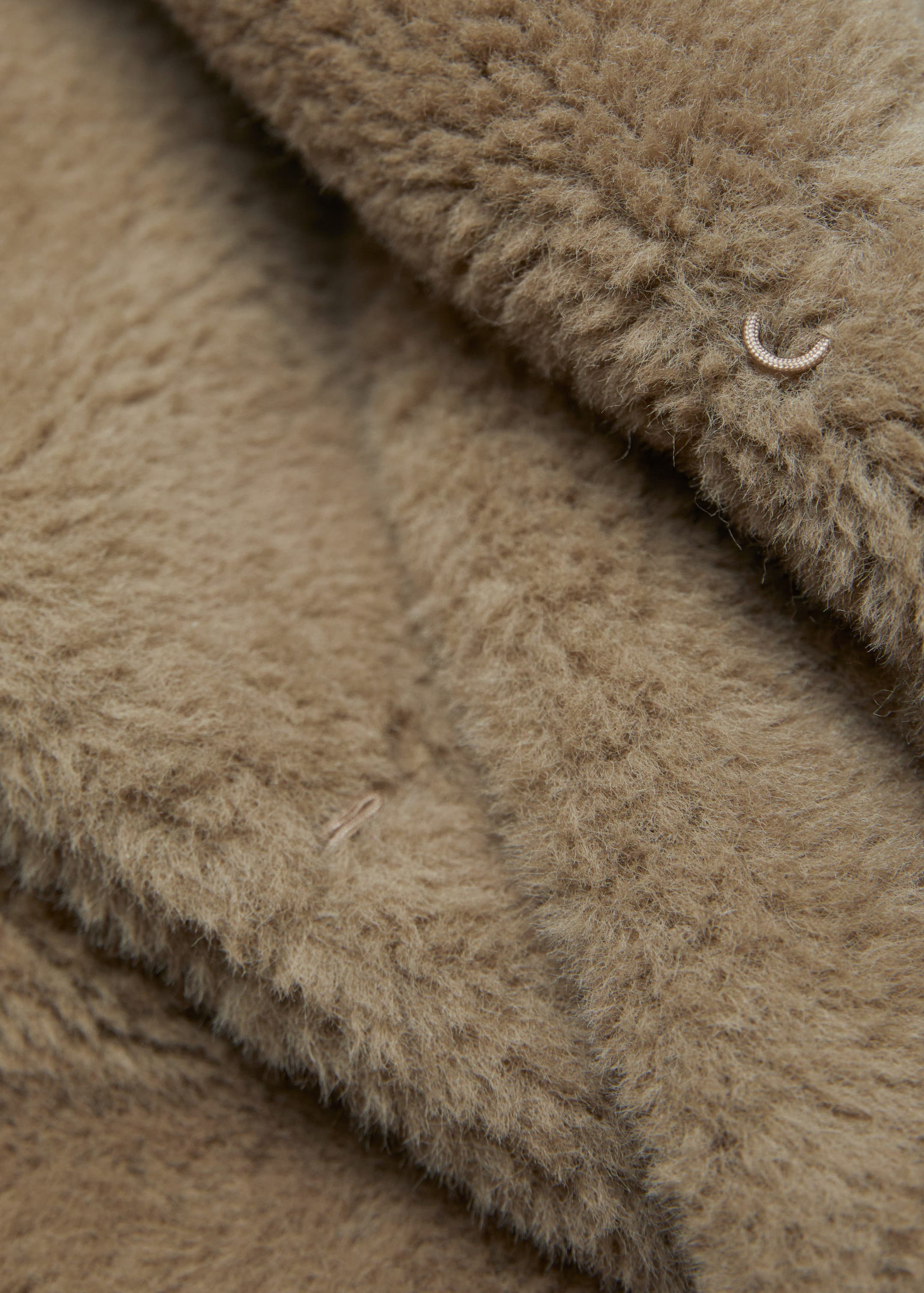 Faux Fur Jacket - {{variantName}} - Descriptive Detail