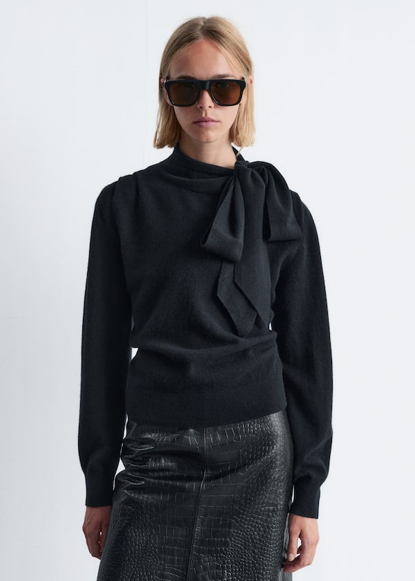 Merino Tie-Neck Jumper