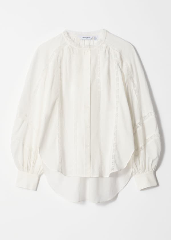 Voluminous Lace-trimmed Blouse