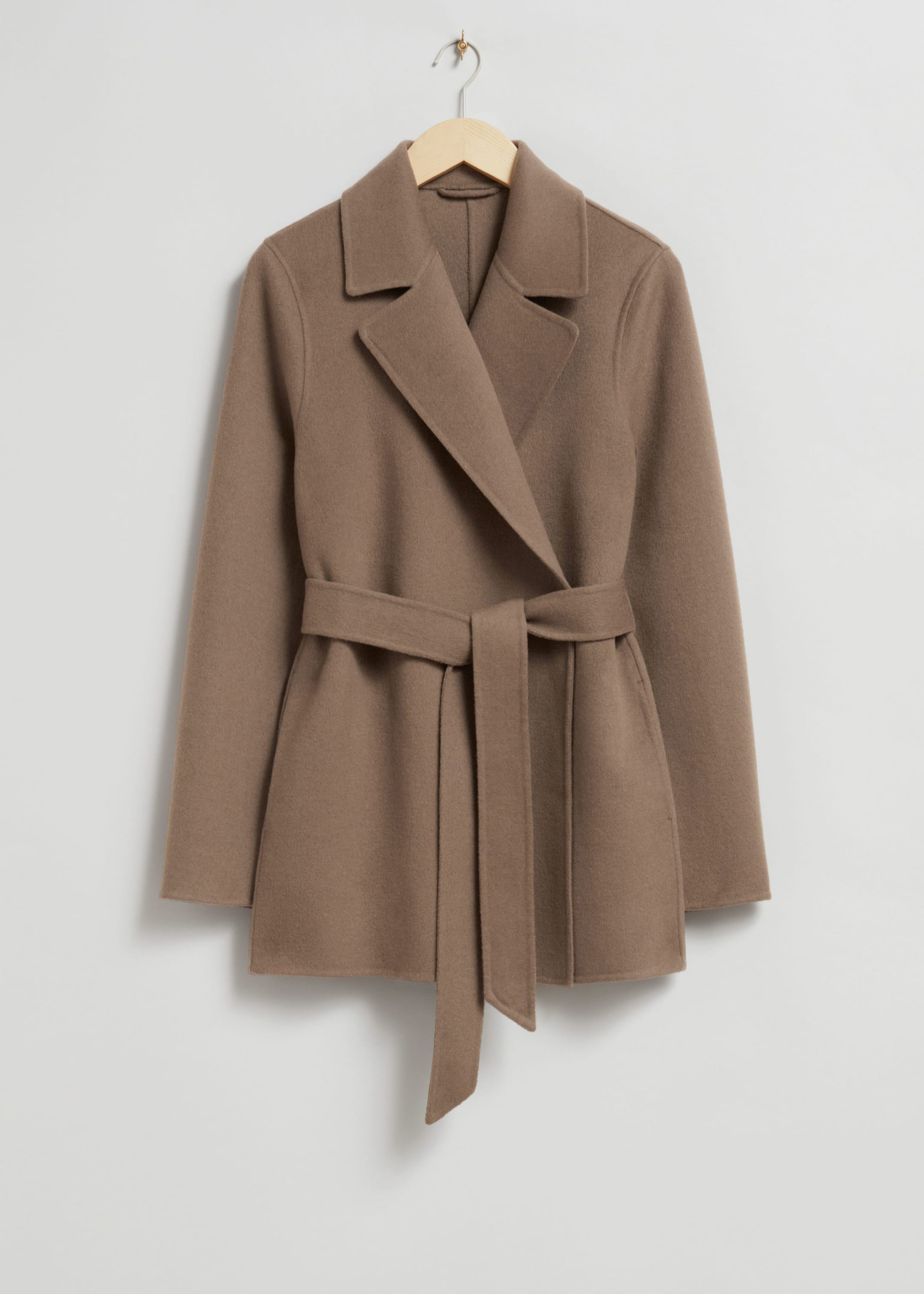 Manteau court ceinturé en laine - Beige - Still Life