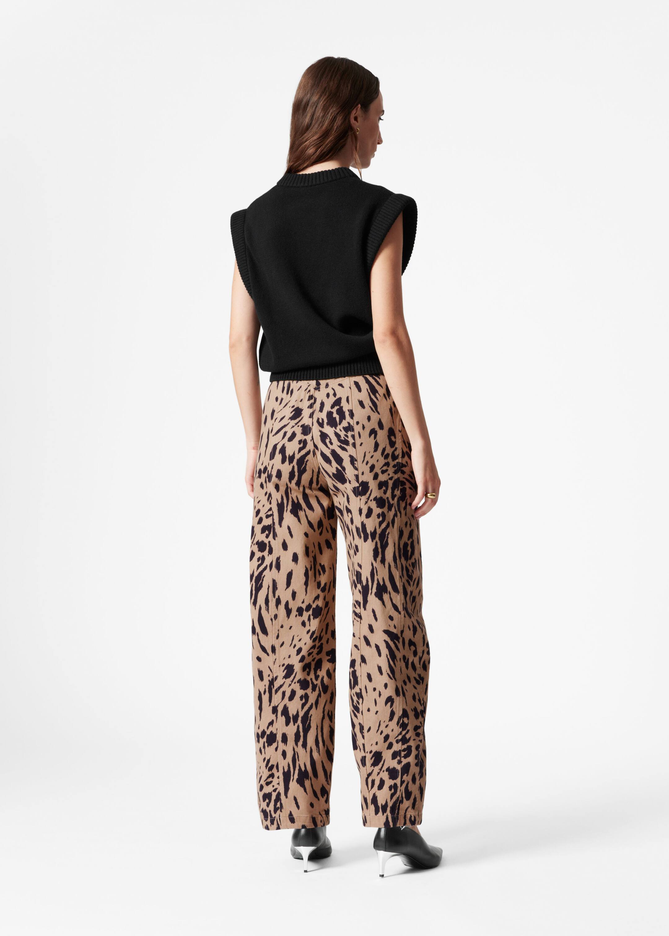 Leopard-Print Barrel-Leg Trousers - Leopard Print - Lookbook