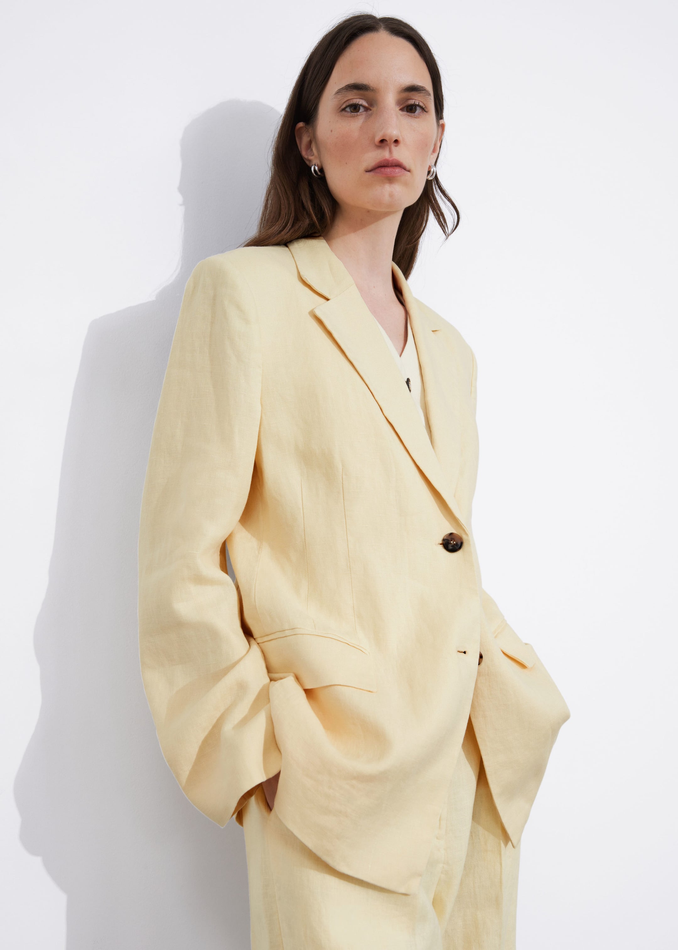 Fitted Linen Blazer - Khaki - Lookbook