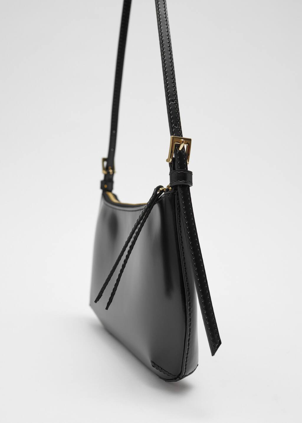 Petit Leather Shoulder Bag - Burgundy - Shoulderbags