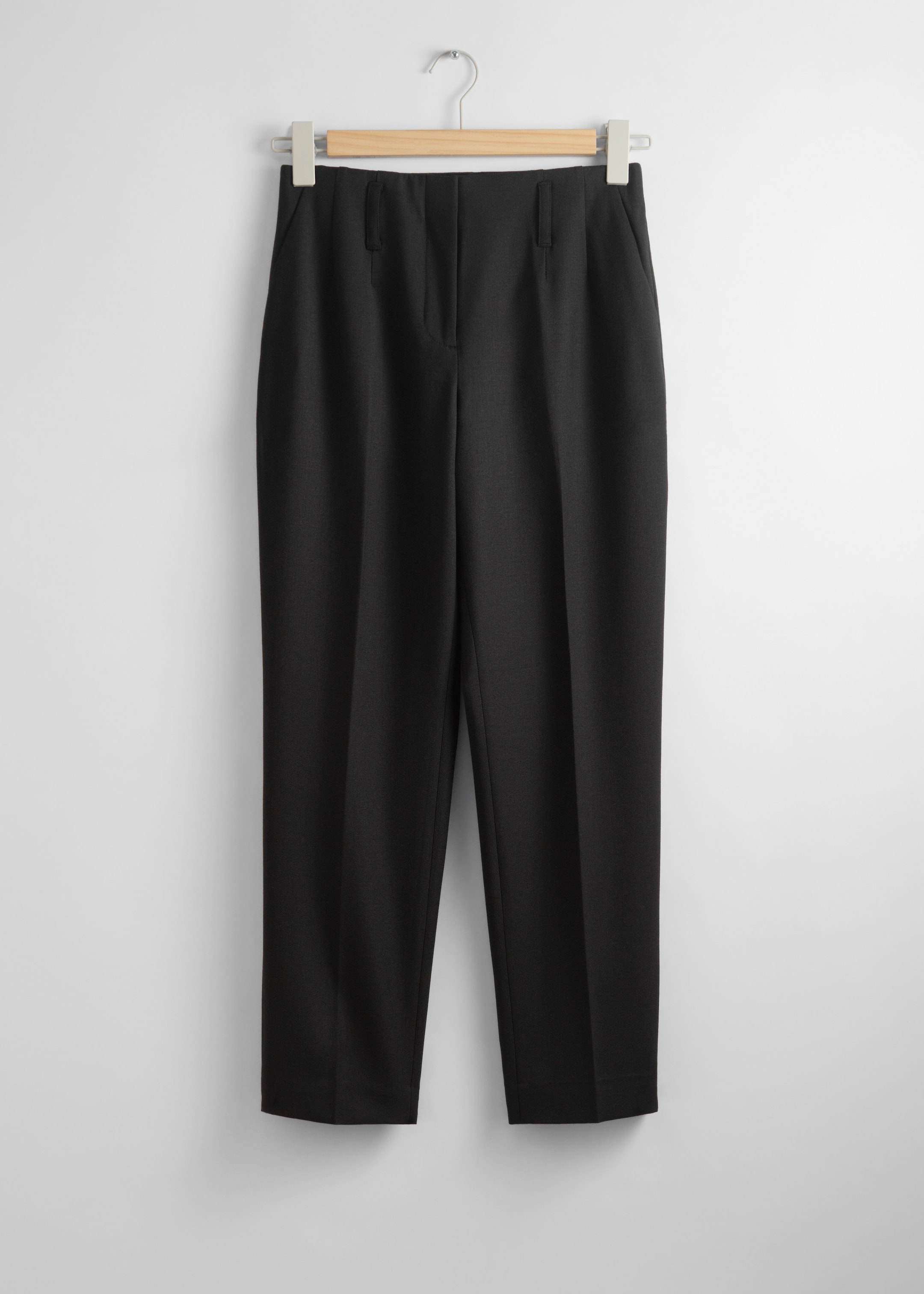 Cropped Tapered Trousers - Black - Still Life