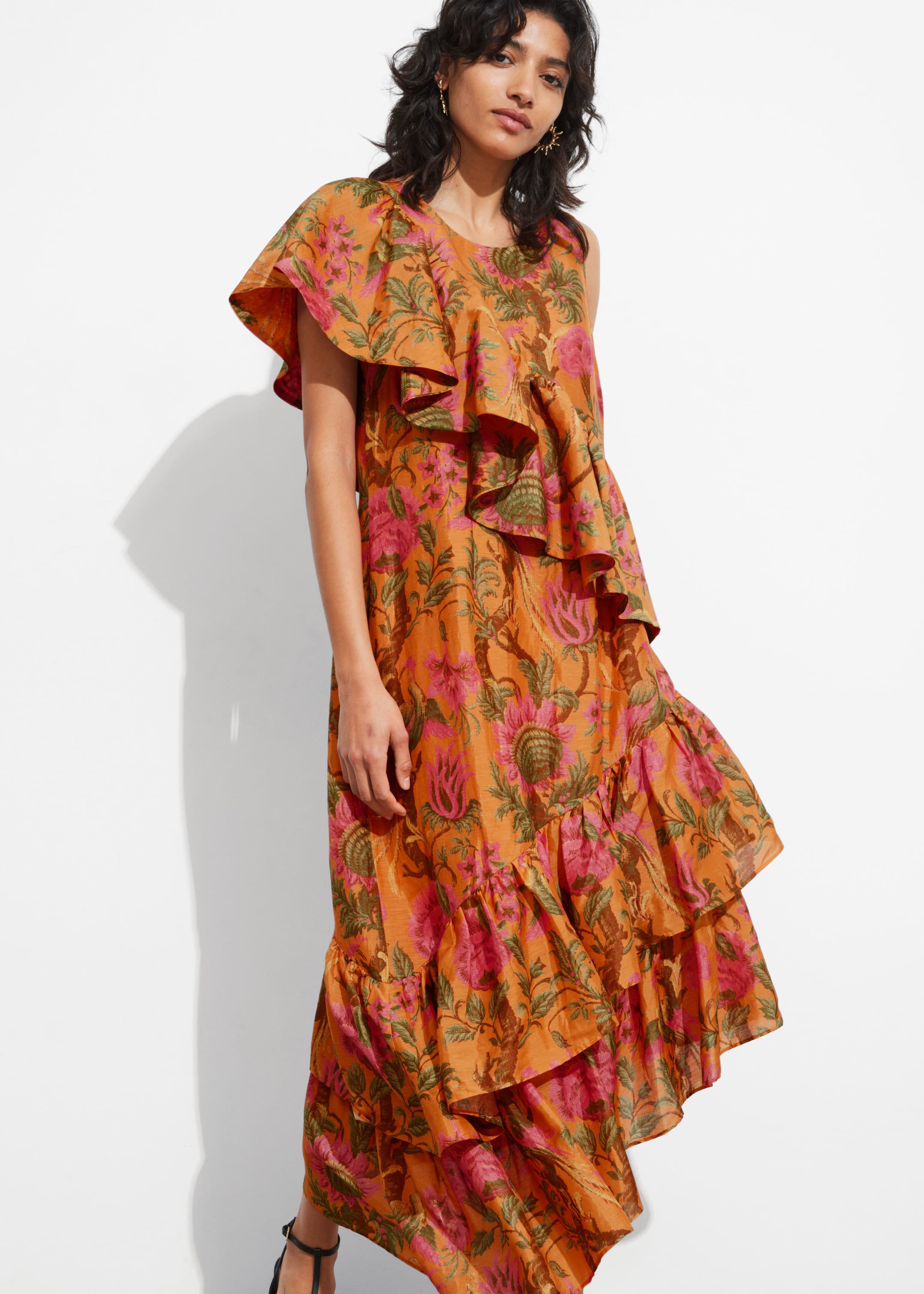 Robe midi à cascade de volants - Imprimé orange - Lookbook