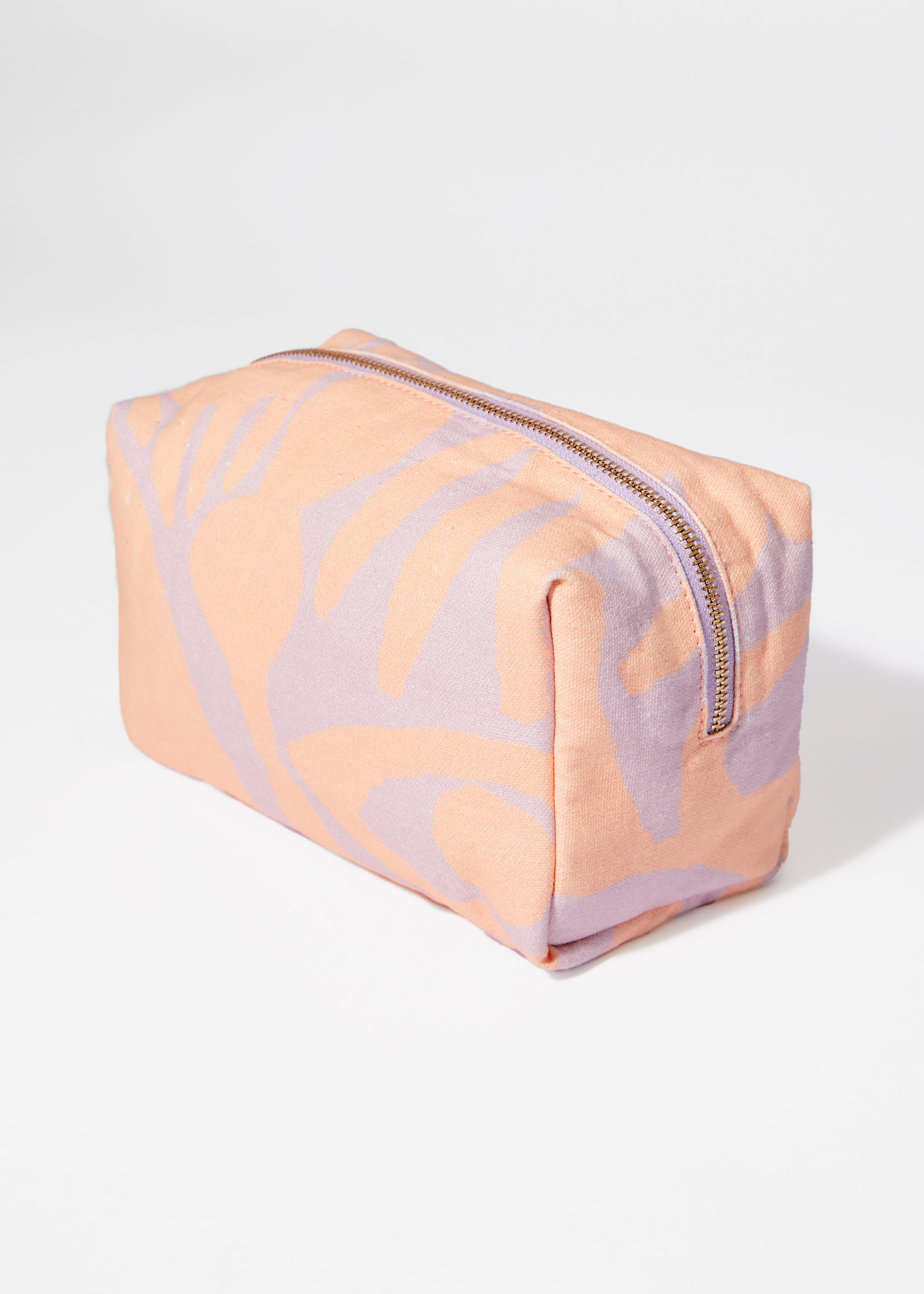 Canvas Beauty Pouch - Pink Noon - Stillleben