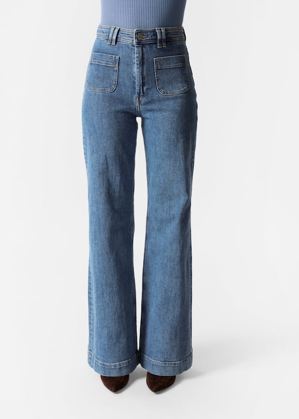 High-Waist Flared Jeans