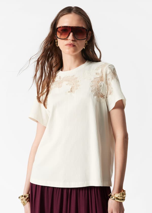 Lace Embroidery T-shirt