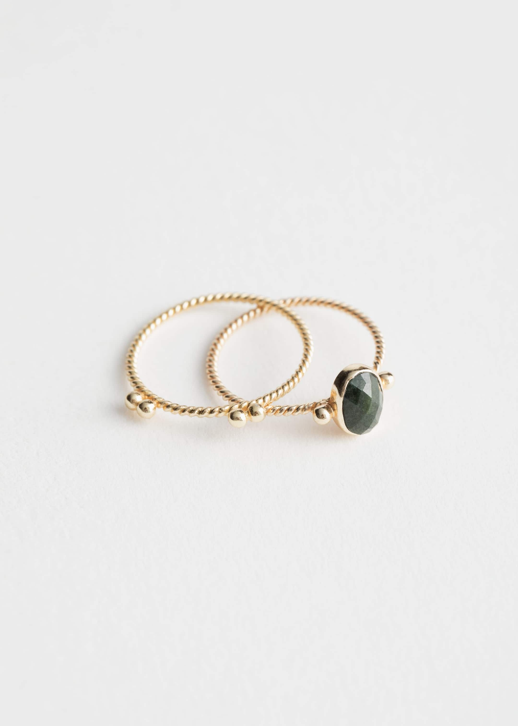 Round Stone Ring Set - Dark Green - Still Life