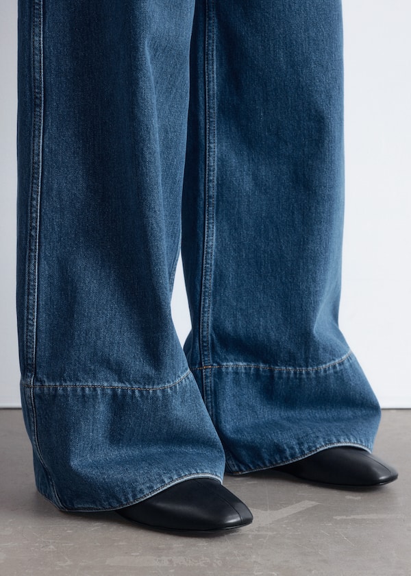 Long Wide-Leg Jeans