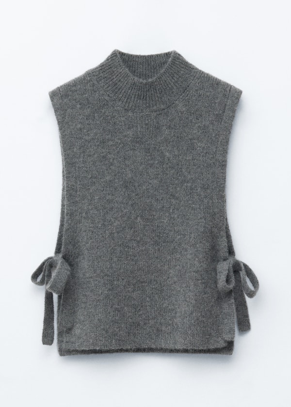 Wool Bib Collar