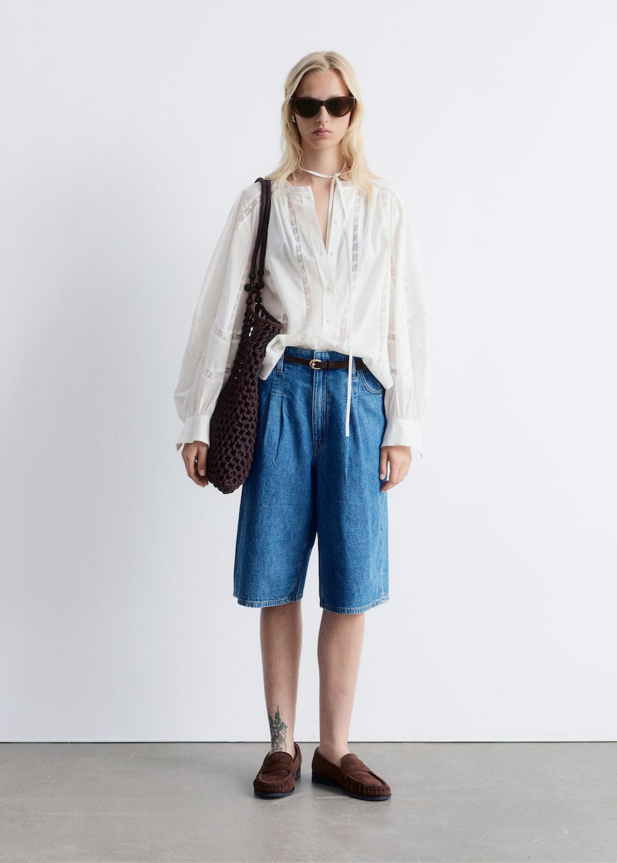 Voluminous Lace-trimmed Blouse