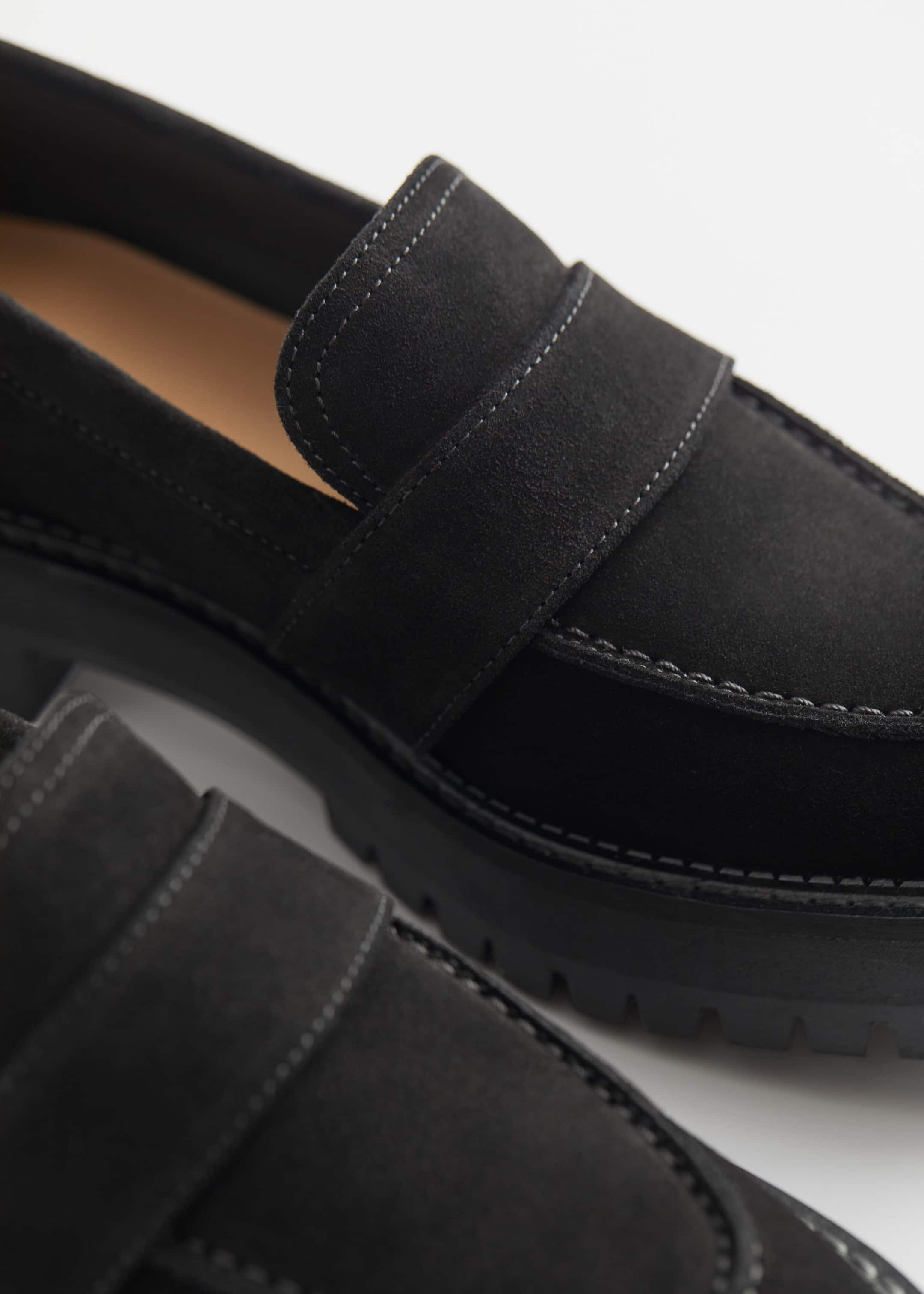 Chunky Leather Loafers - {{variantName}} - Descriptive Detail