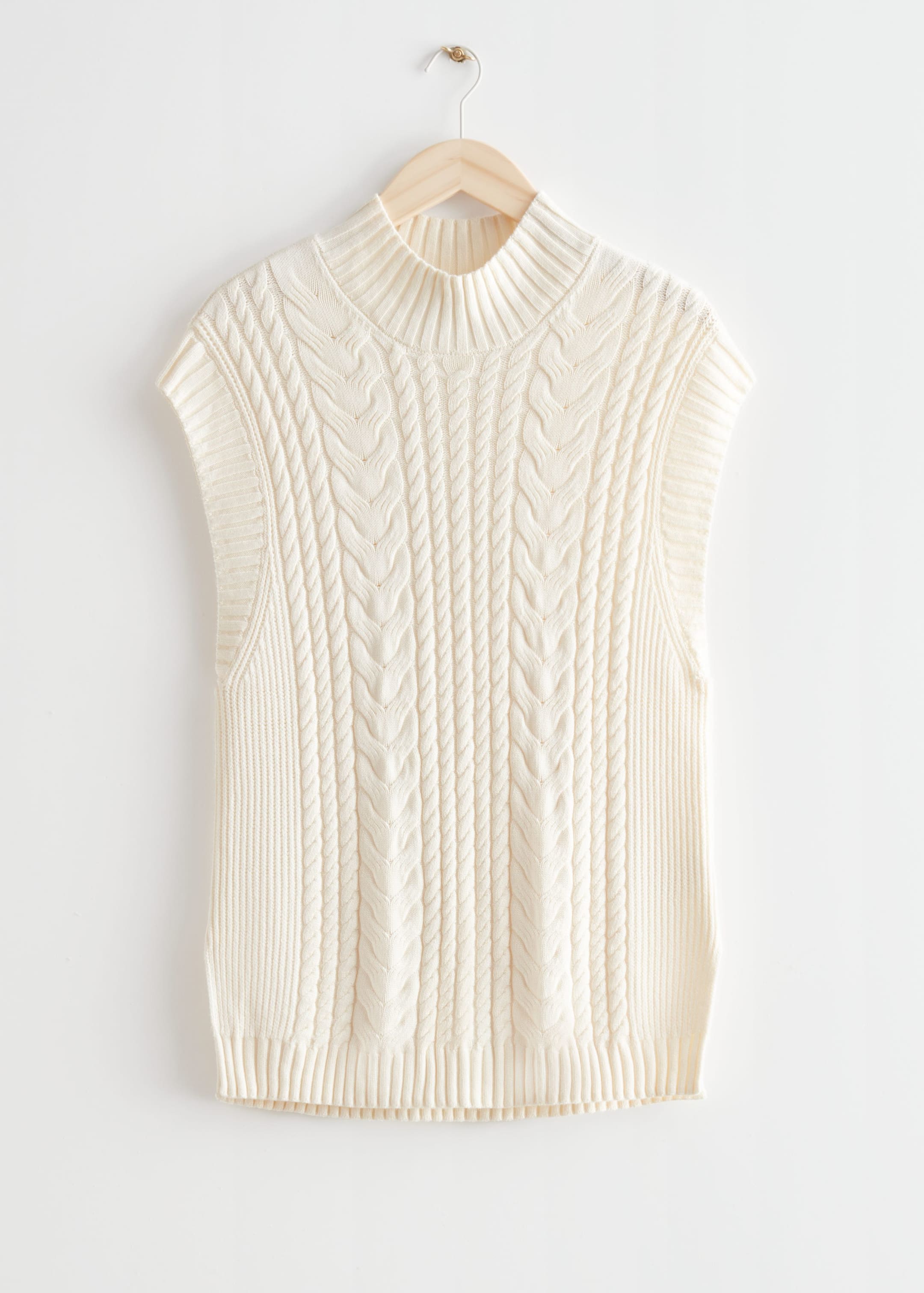 Oversized Cable Knit Vest - Pink - Still Life