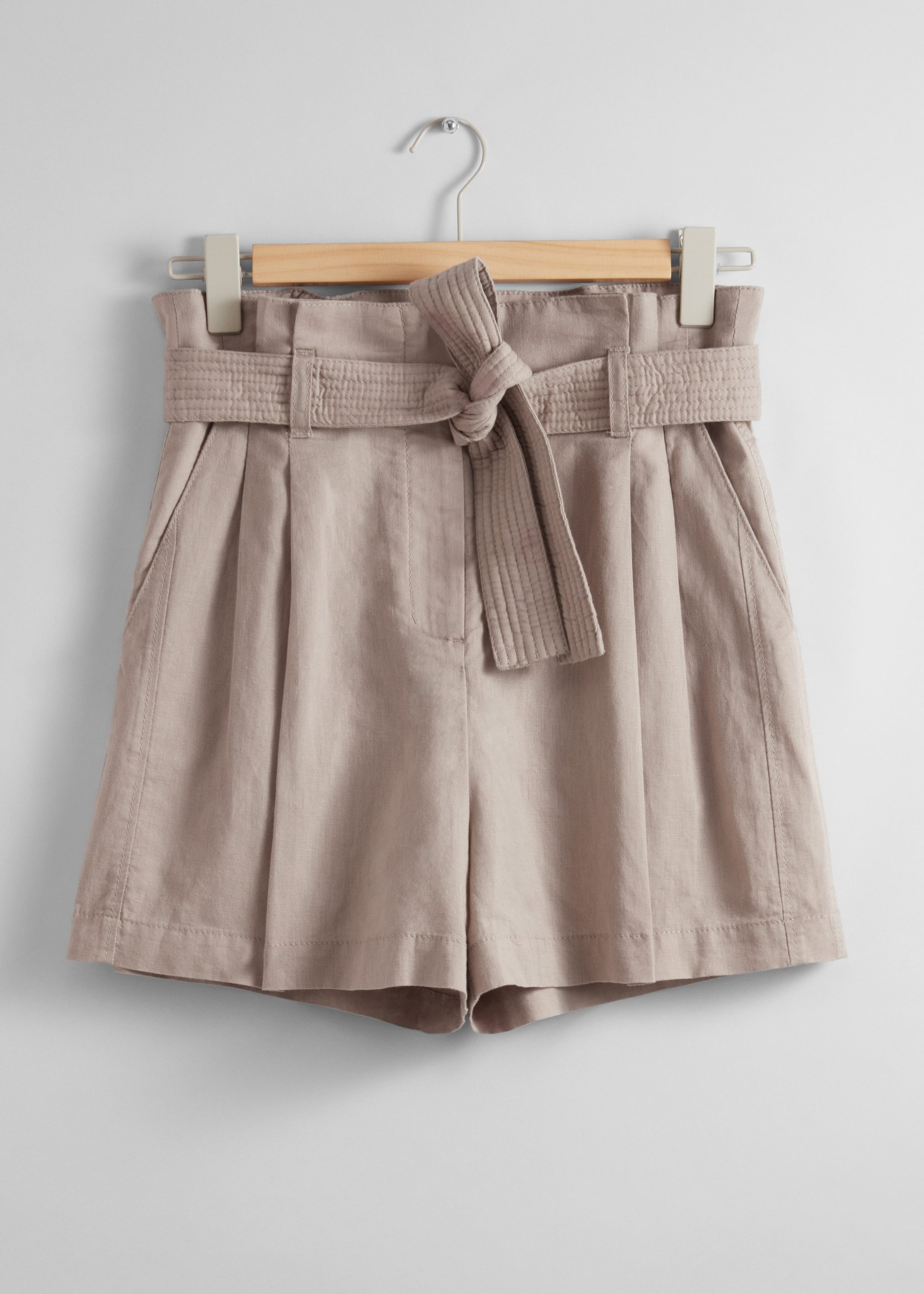 Paperbag-Shorts aus Leinen-Mix