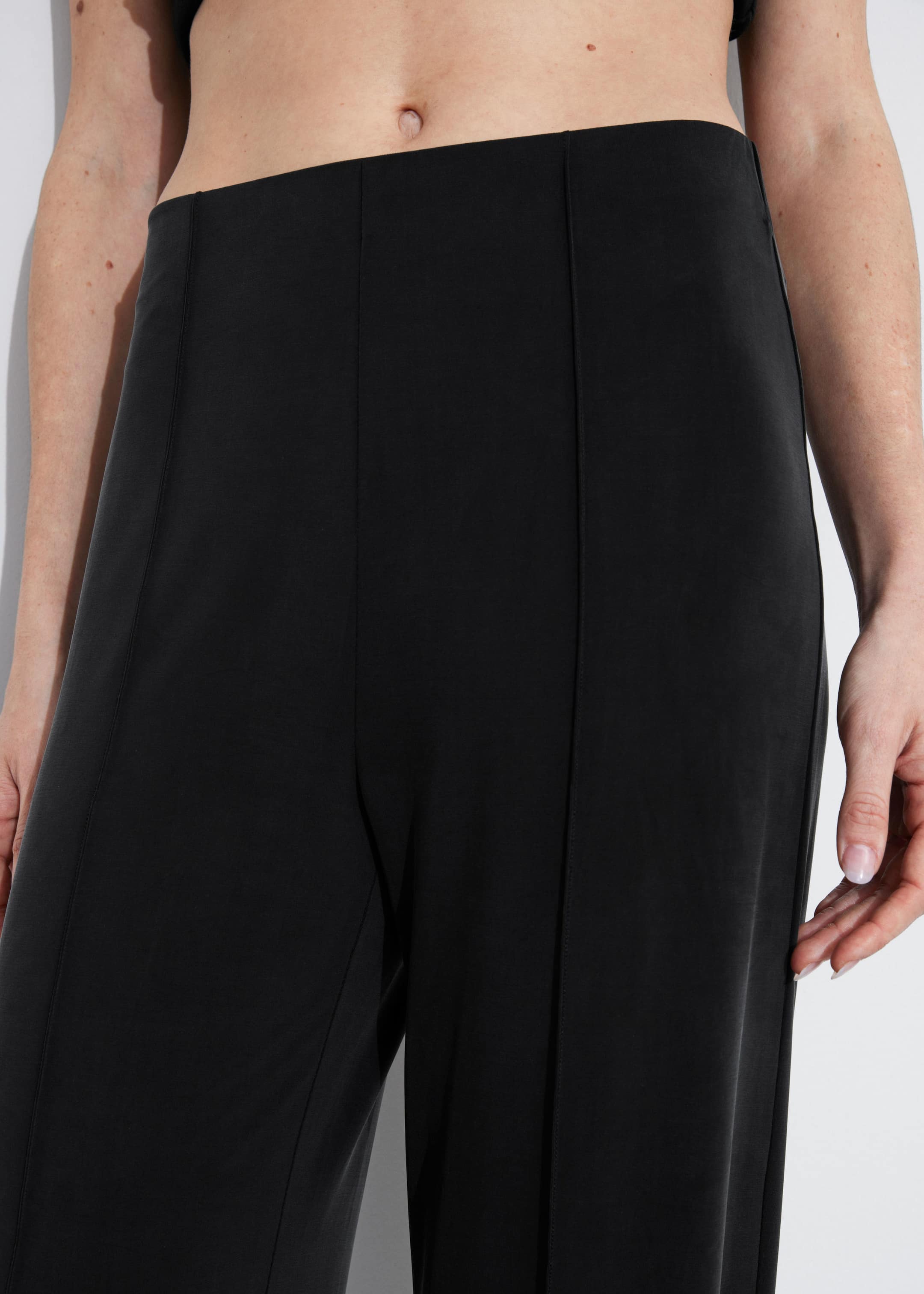 Cupro Pin Tuck Trousers - Black - Lookbook