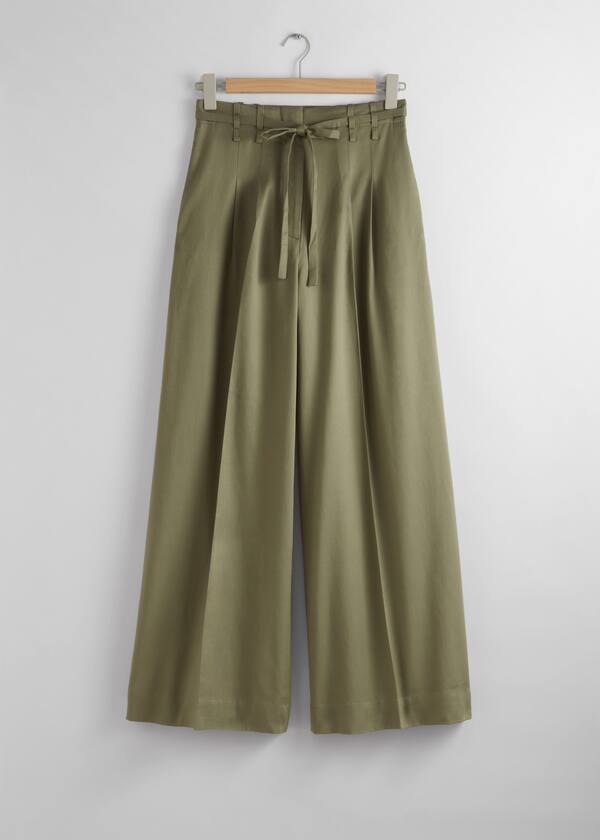 Wide Belted Trousers