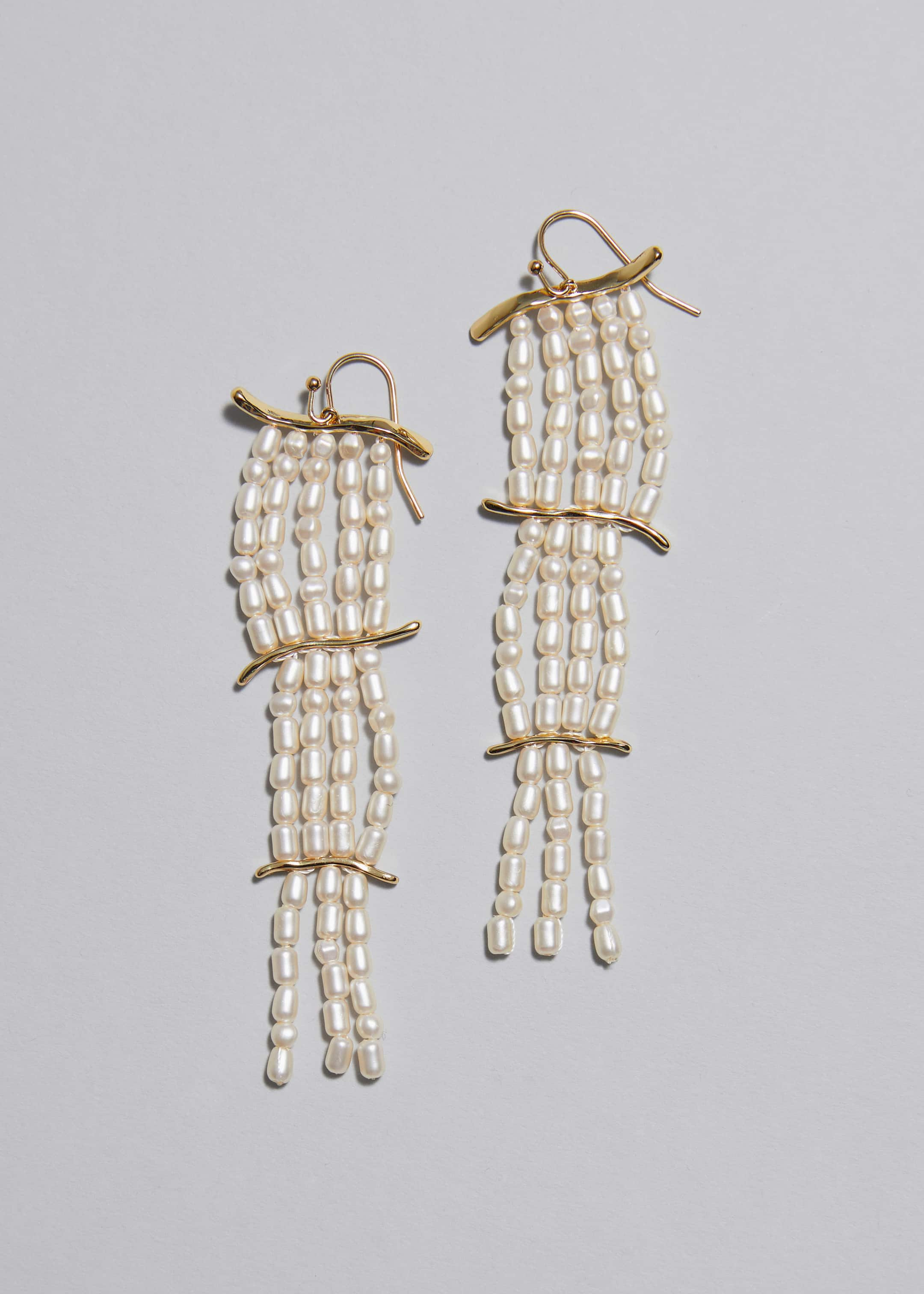 Dangling Pearl Earrings