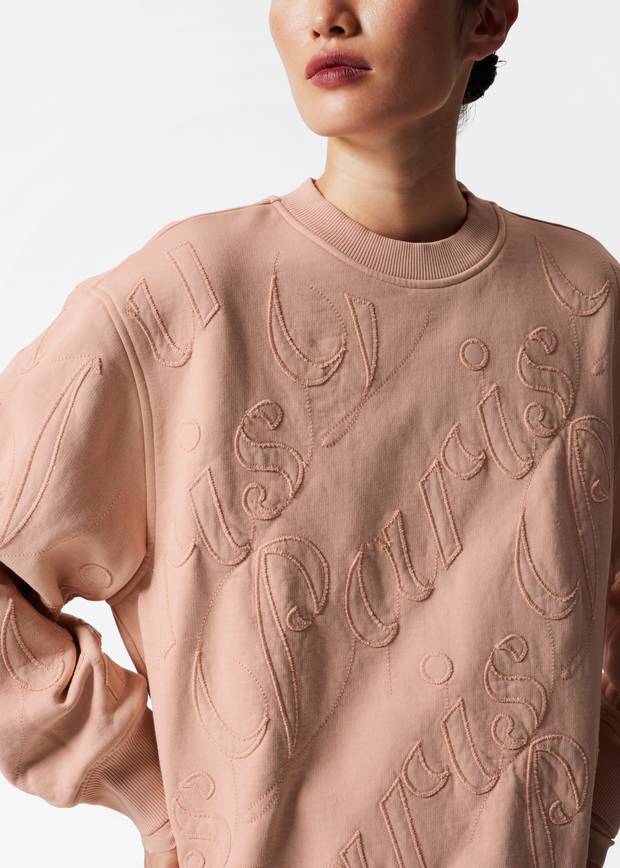 Oversized Sweatshirt - Peach - Lookbook