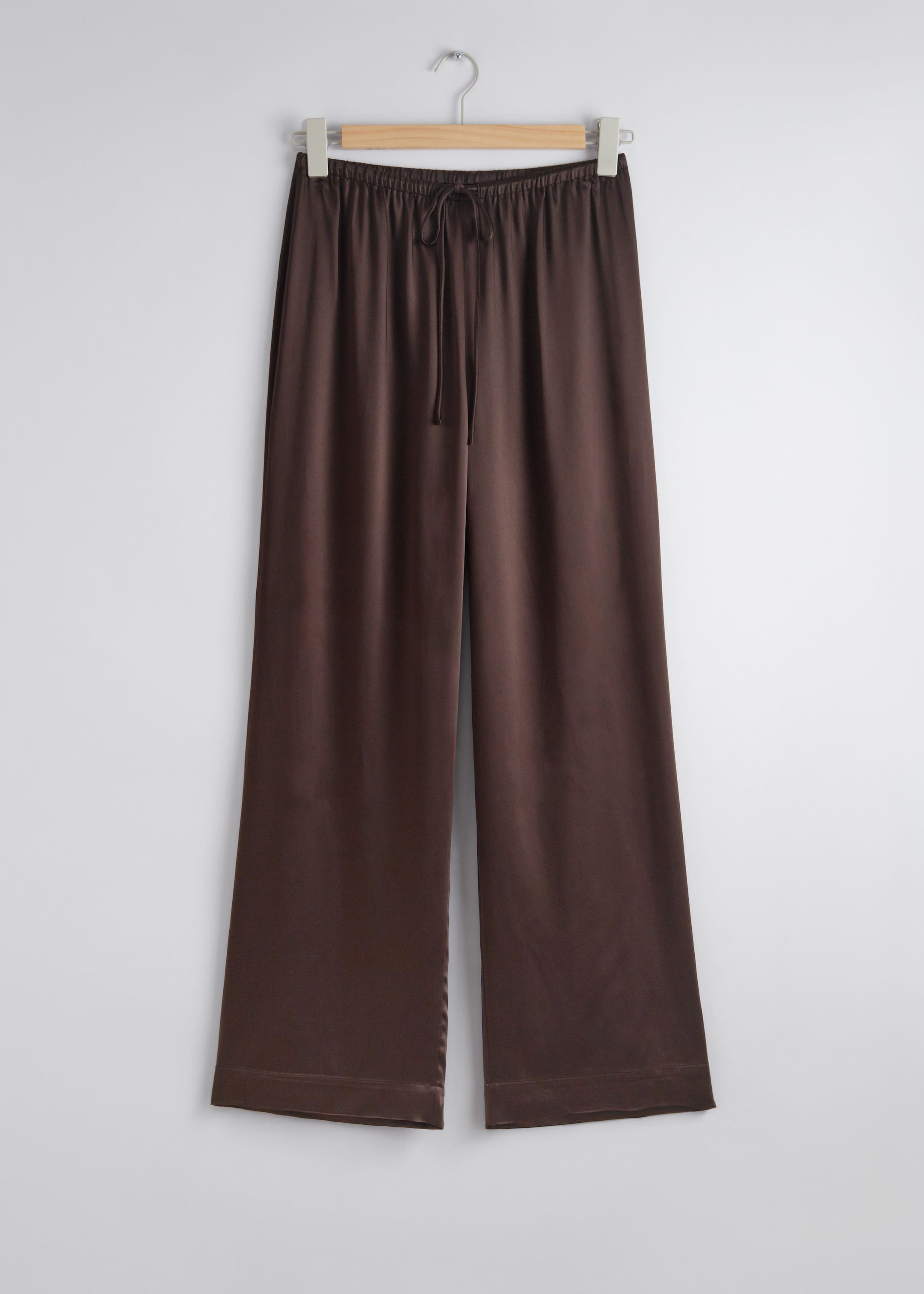 Pantalon en satin à cordon de serrage