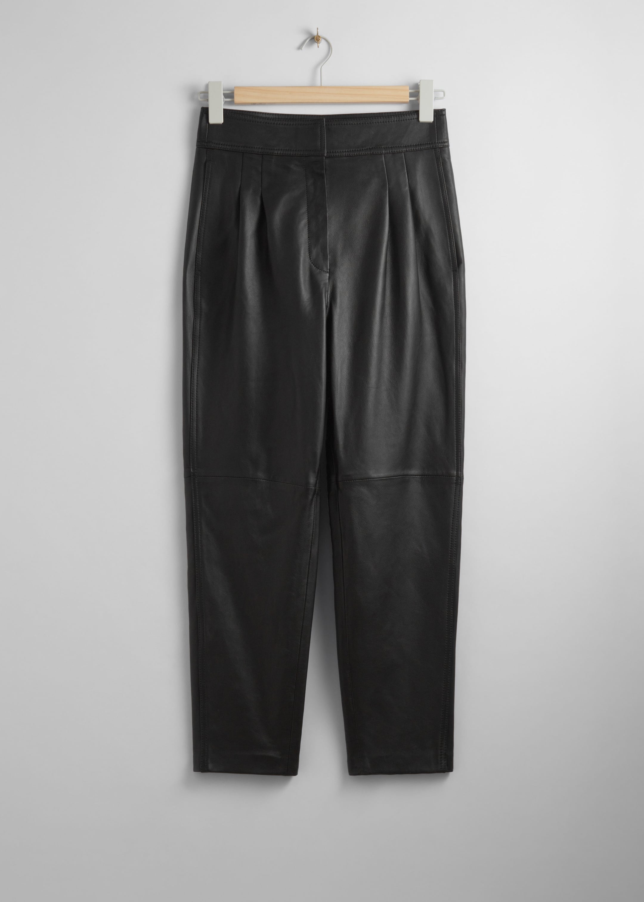 Pantalon fuselé en cuir