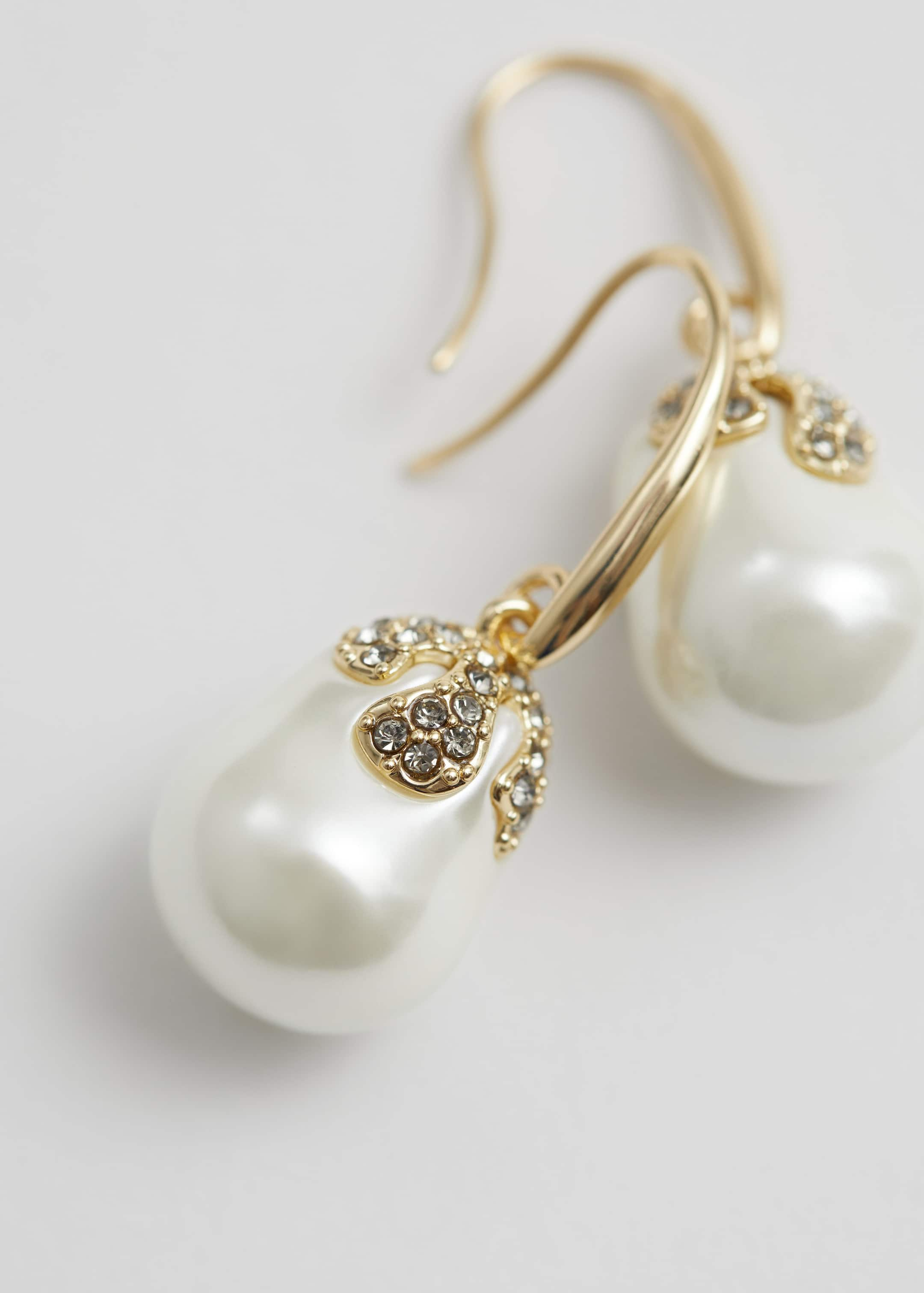 Pearl Drop Earrings - {{variantName}} - Descriptive Detail