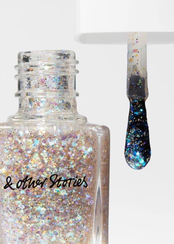 Nail Colour