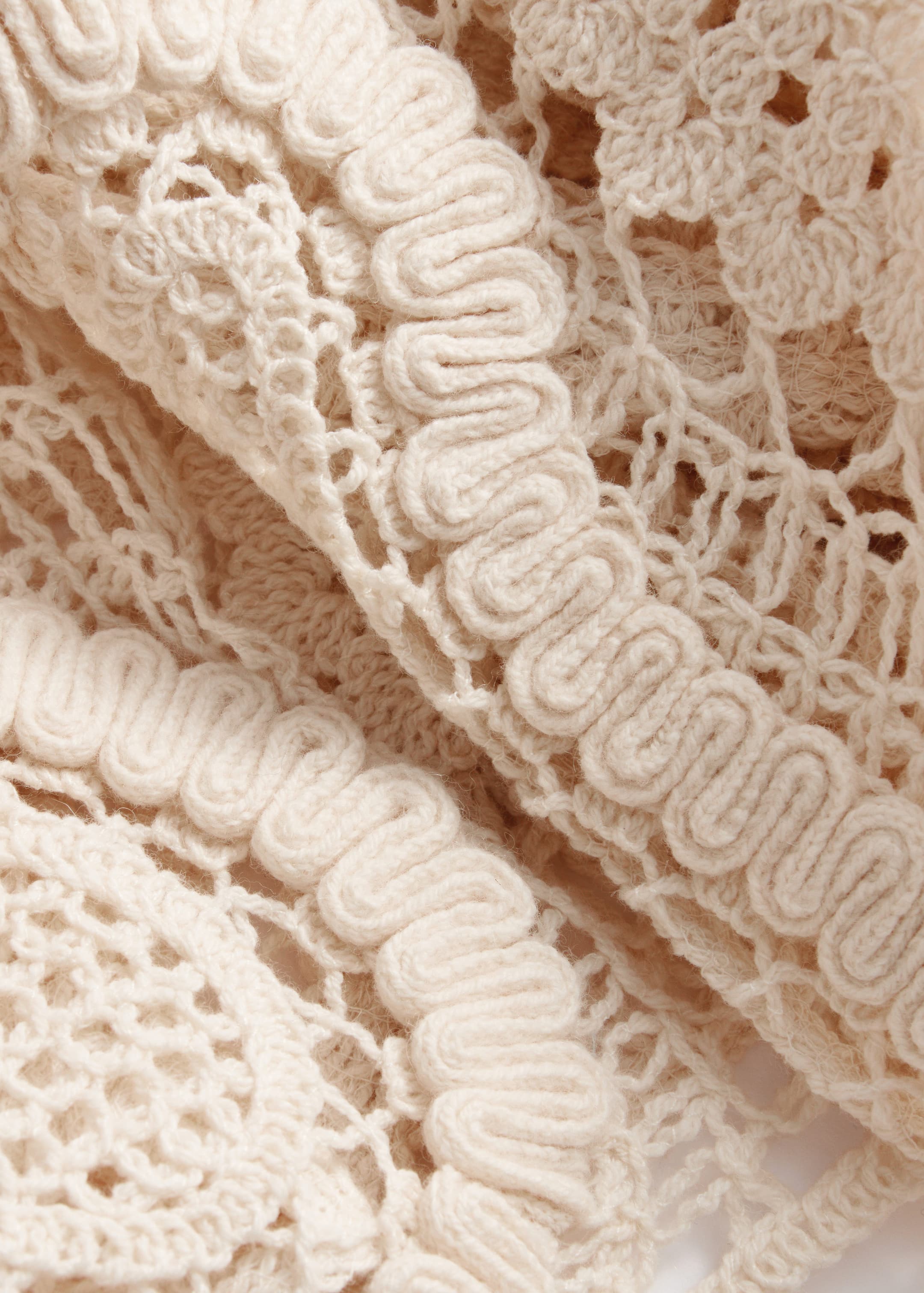 Paisley-Crochet Blouse - {{variantName}} - Descriptive Detail