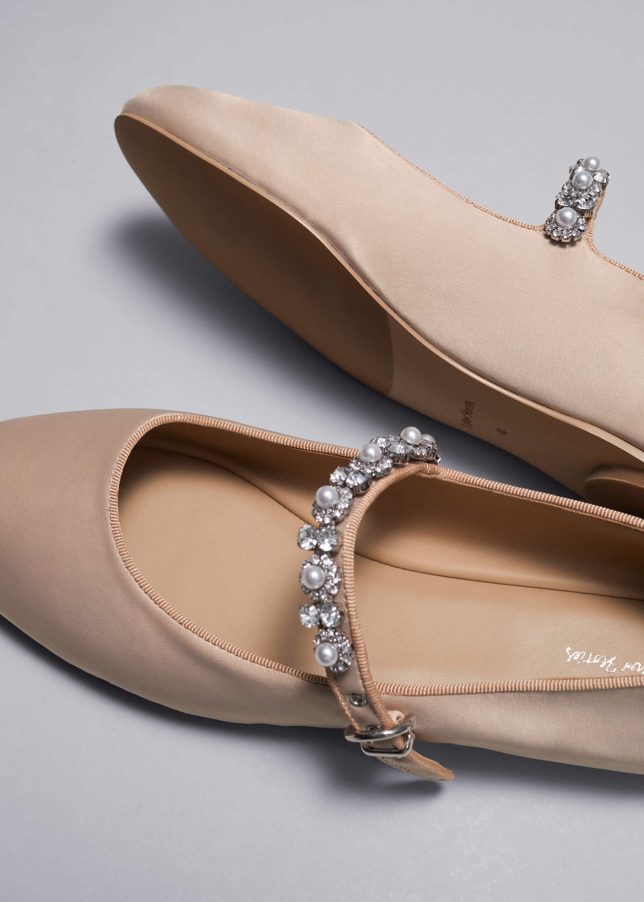 Crystal-Embellished Ballet Flats - Powder pink - Still Life