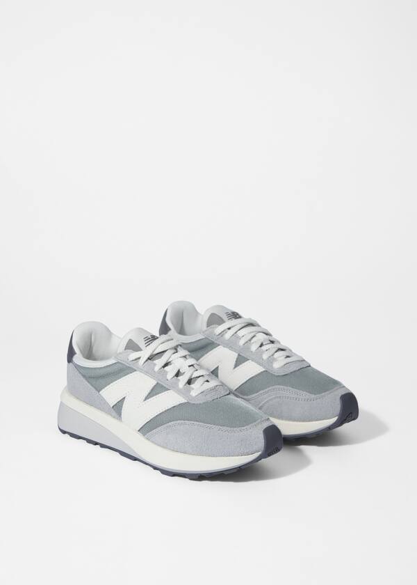 New Balance 370 Sneakers