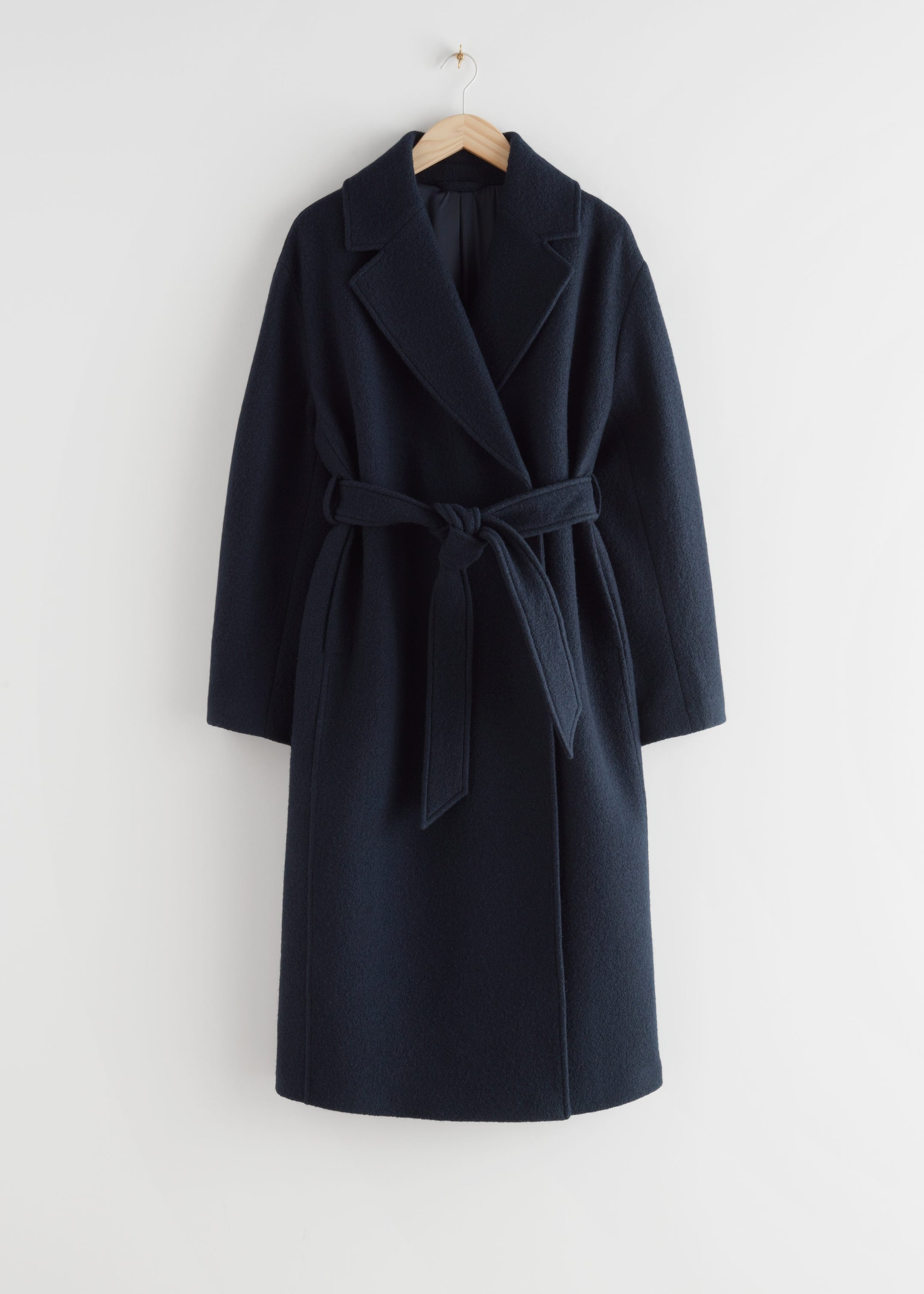 Manteau volumineux en laine avec ceinture - Noir - Still Life