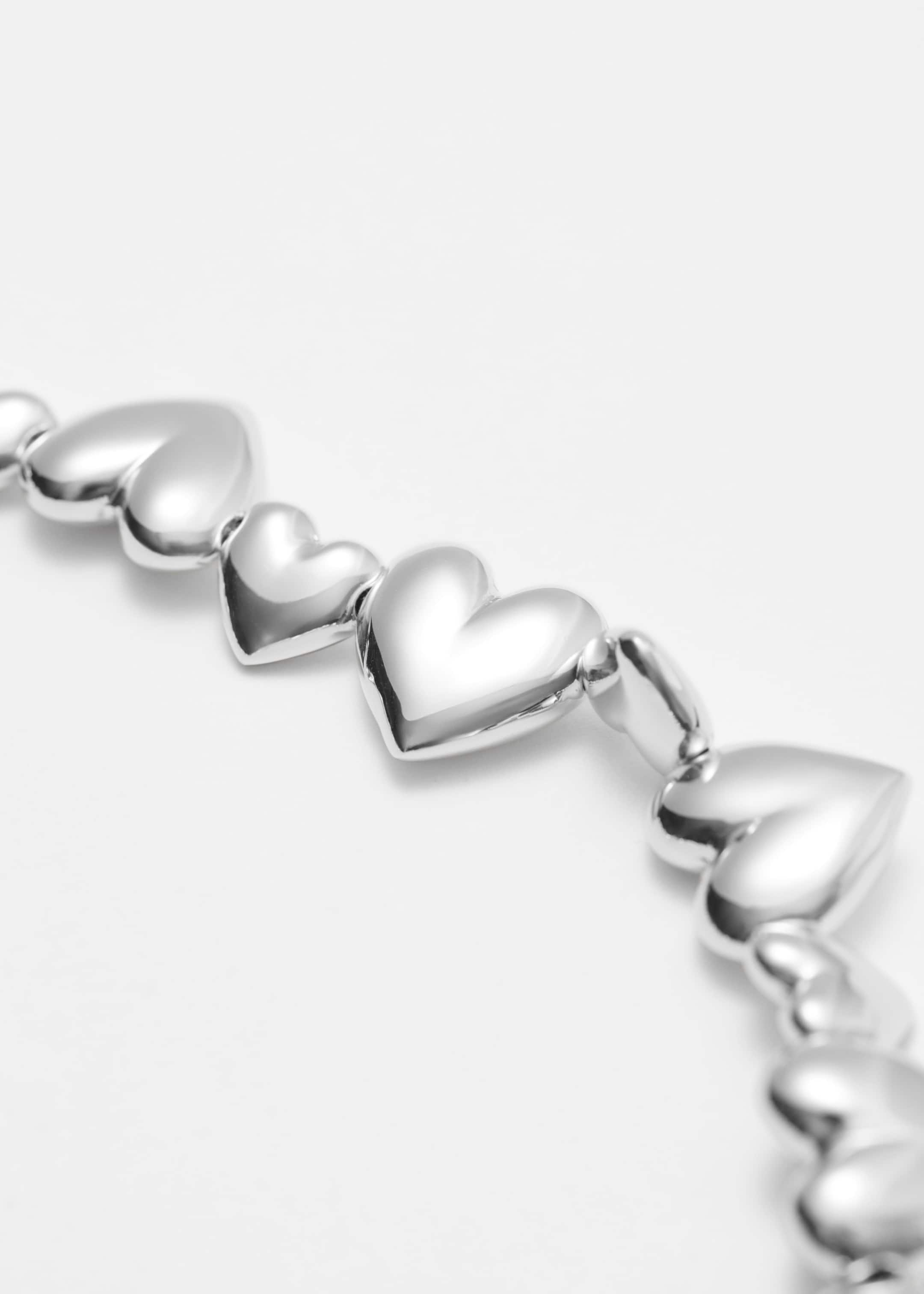 Short Heart Necklace - {{variantName}} - Descriptive Detail