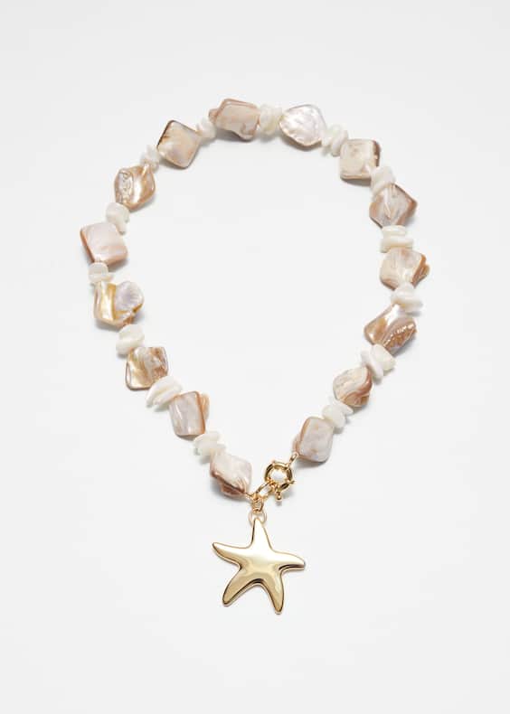 Seashell Pendant Necklace