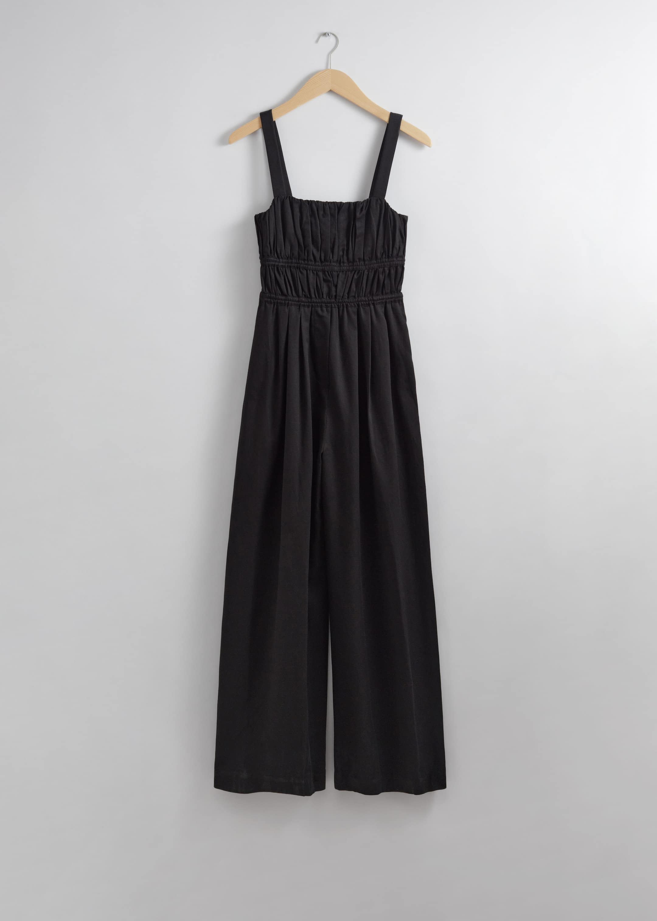 Wide Sleeveless Jumpsuit - Black - Still Life